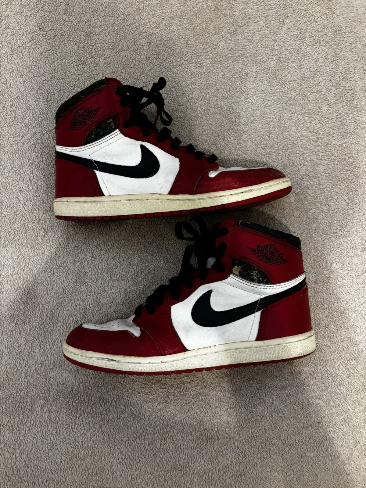 Jordan Brand Air Jordan 1 Chicago 1985 Size US 9 / EU 42 - 1 Thumbnail