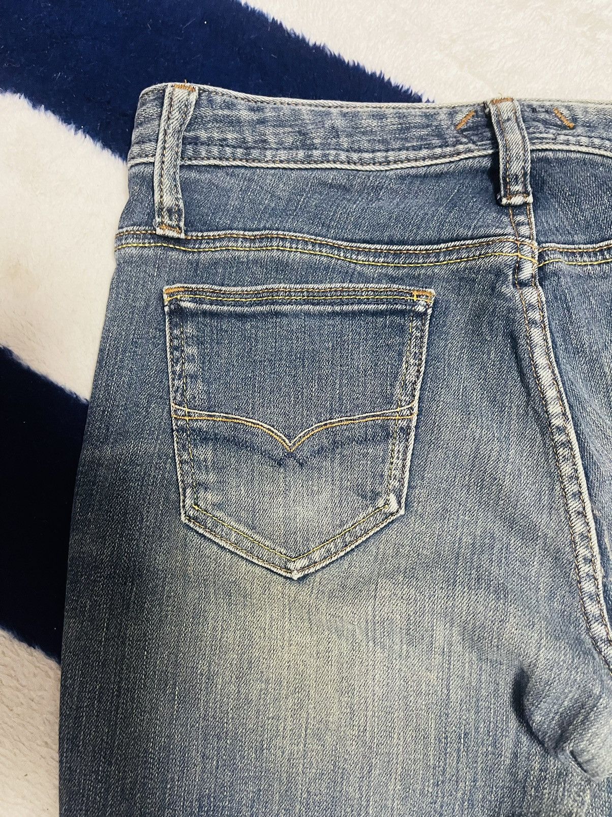 Jean × The Unbranded Brand Unbranded Flare Jeans (15) Size 30" / US 8 / IT 44 - 4 Thumbnail