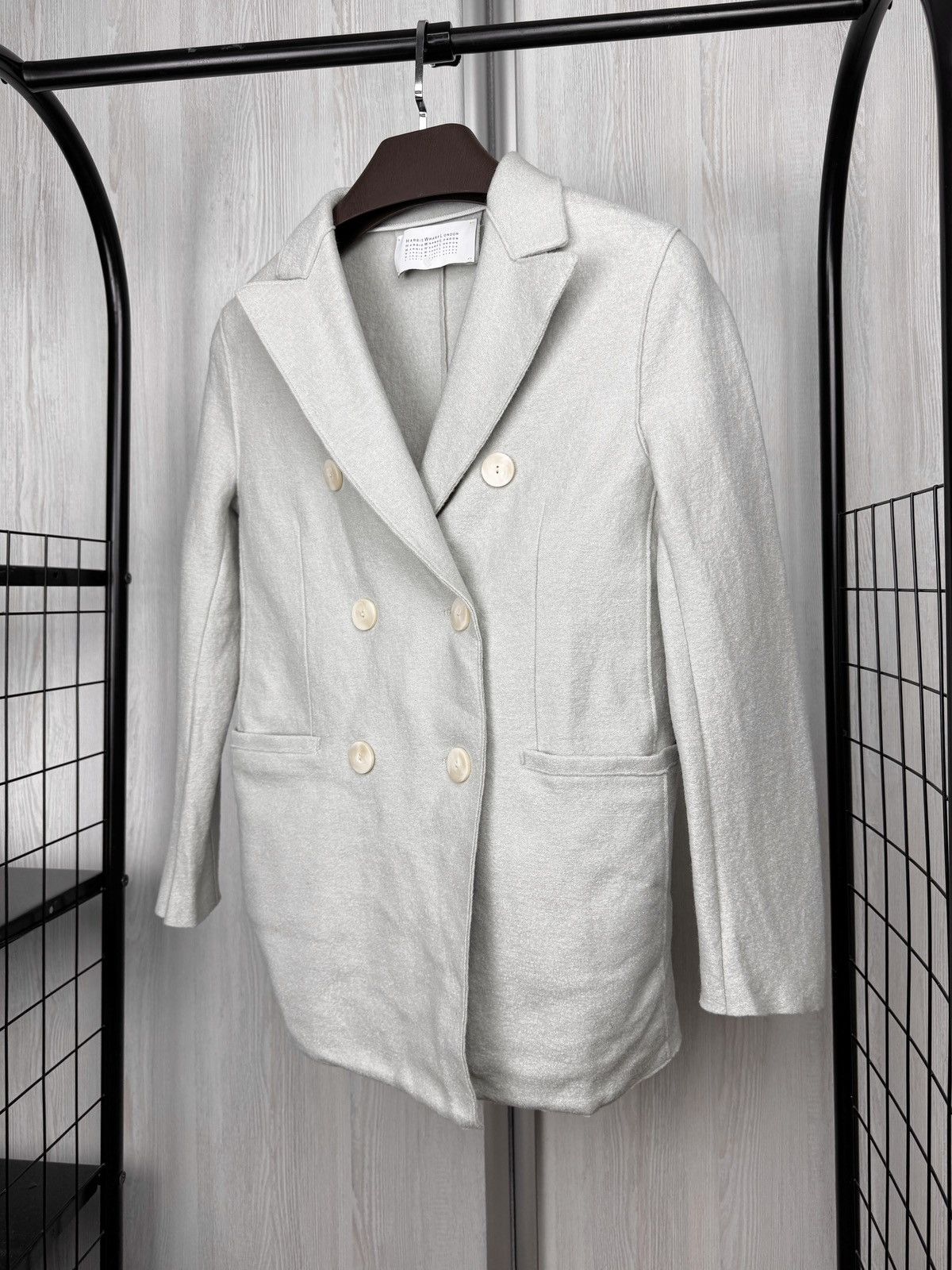Harris Wharf London Harris Wharf London grey double-breasted wool coat blazer Size S / US 4 / IT 40 - 5 Thumbnail