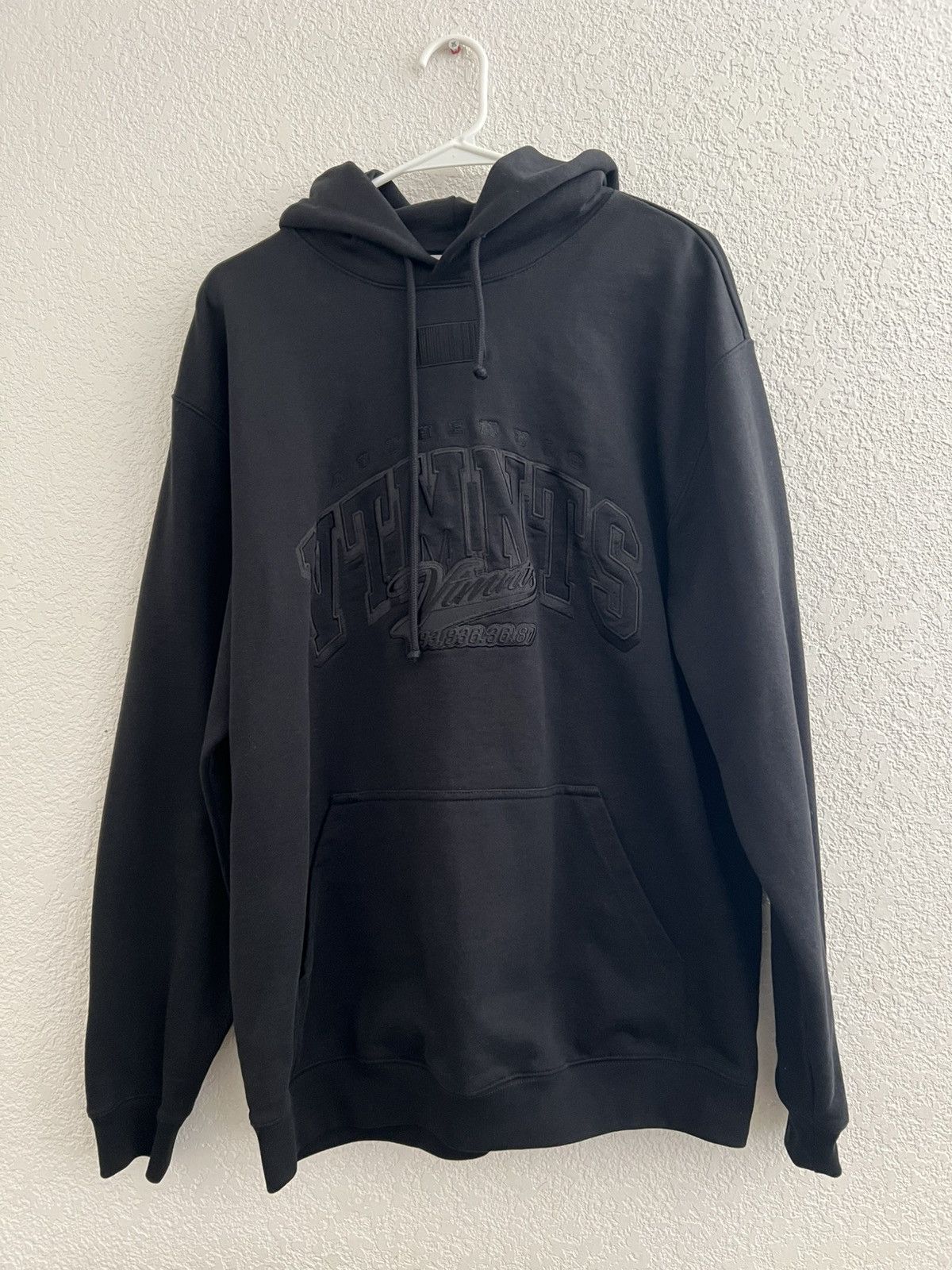 VMTNTS College Hoodie