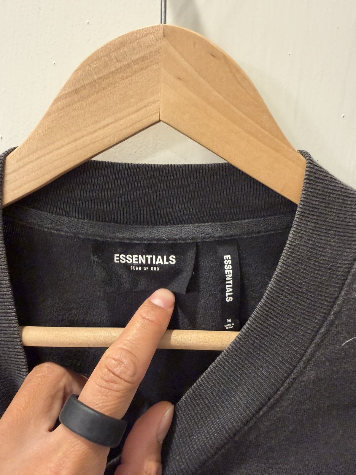 Fear of God Fear of God Essentials Photo Series Long-Sleeve Size US M / EU 48-50 / 2 - 3 Thumbnail