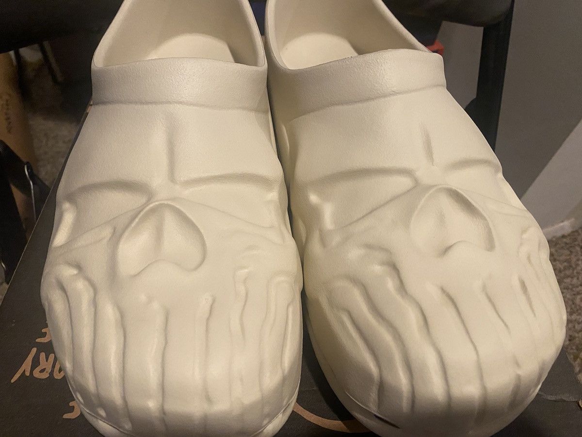 Warren Lotas Warren Lotas Obligatory Foam Shoe Size 13 Bone Color Size US 13 / EU 46 - 1 Thumbnail