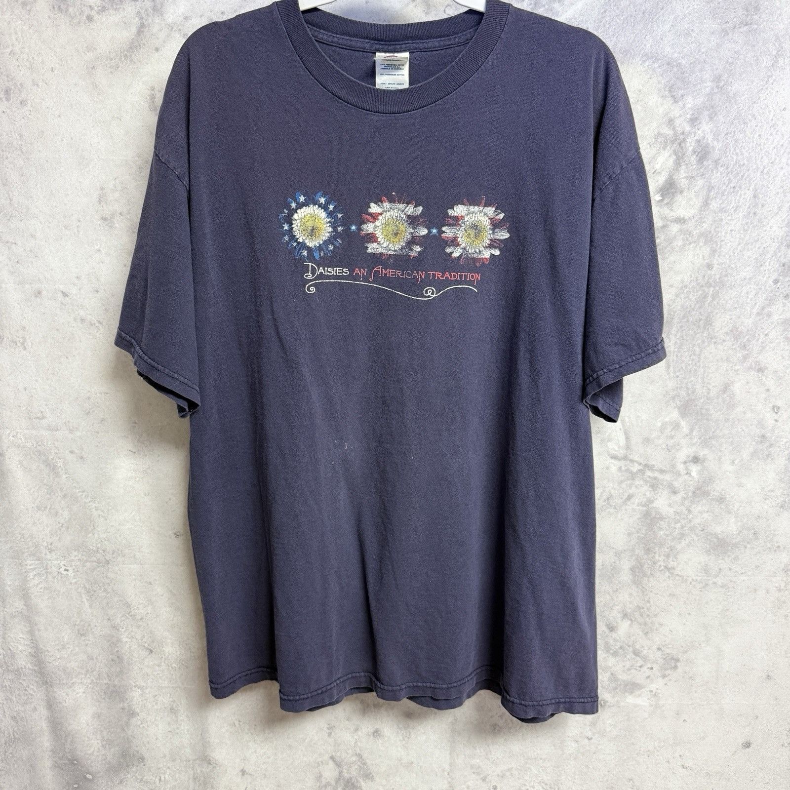Vintage Vintage Daisies An American Tradition T Shirt XL 23x28 Size US XL / EU 56 / 4 - 2 Thumbnail