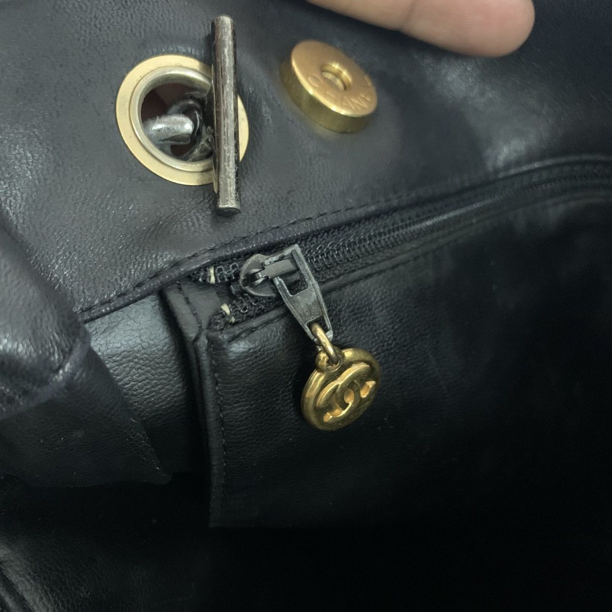Chanel Chanel Vintage Shoulder Chain Bag Size ONE SIZE - 14 Thumbnail