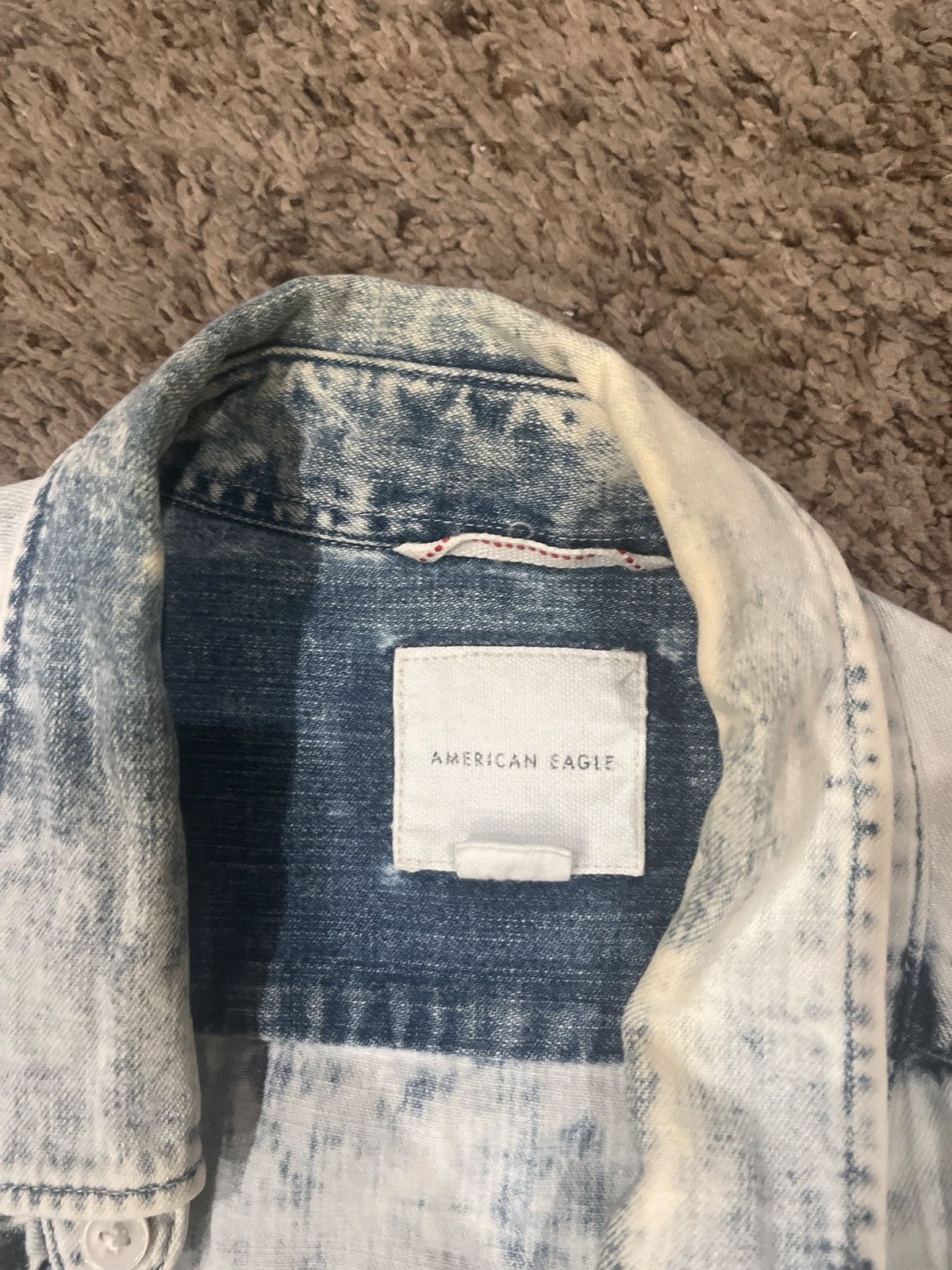 American Eagle Outfitters American Eagle Acid Wash Faded Denim Button Up Size US M / EU 48-50 / 2 - 5 Thumbnail