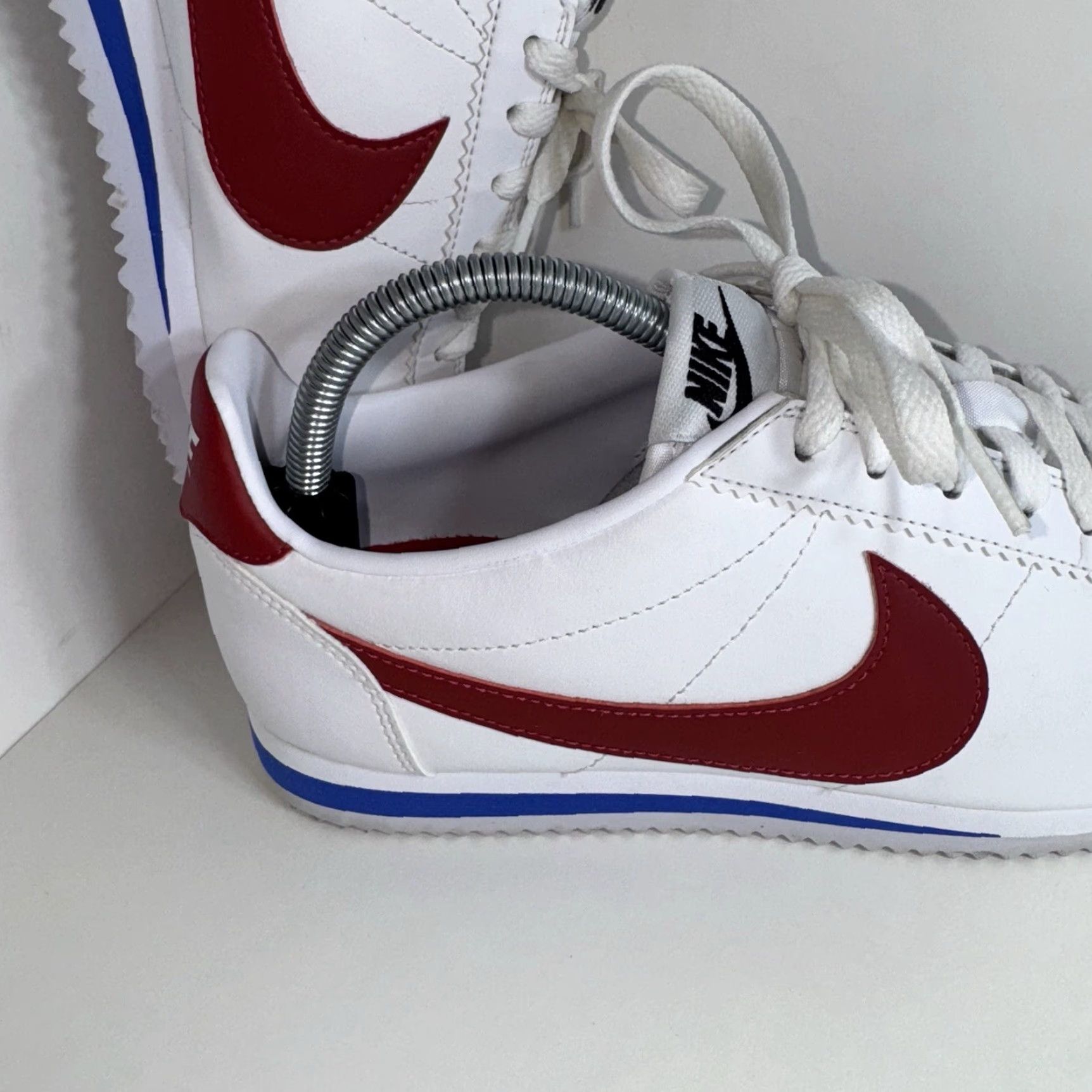 Nike Nike Cortez Sneaker Women 10 White Red Leather Classic Forrest Gump 807471-103 Nike Cortez Shoes Size US 7.5 / IT 37.5 - 2 Thumbnail