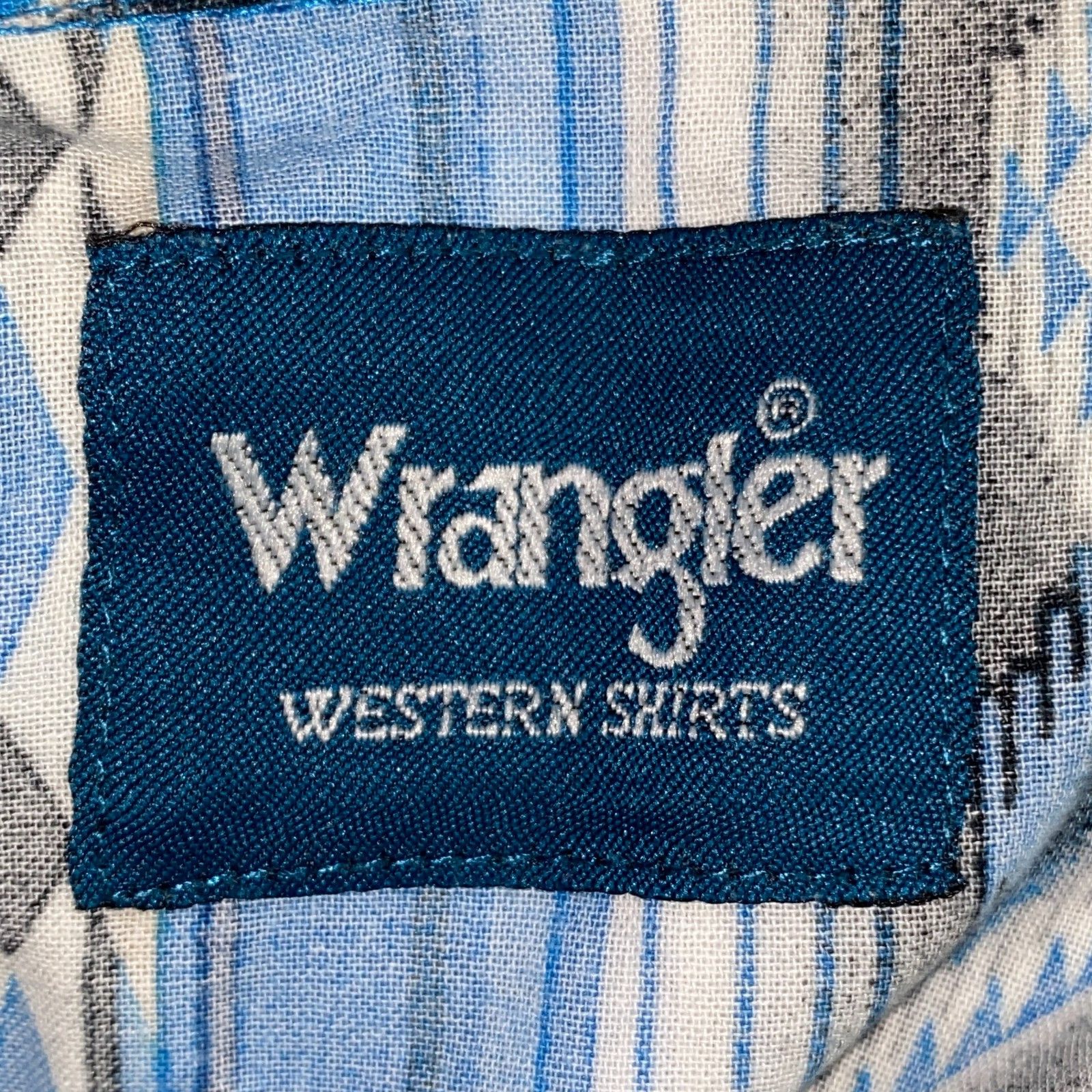 Wrangler Wrangler Shirt Mens XL Blue White Aztec Pearl Snap Size US XL / EU 56 / 4 - 3 Thumbnail