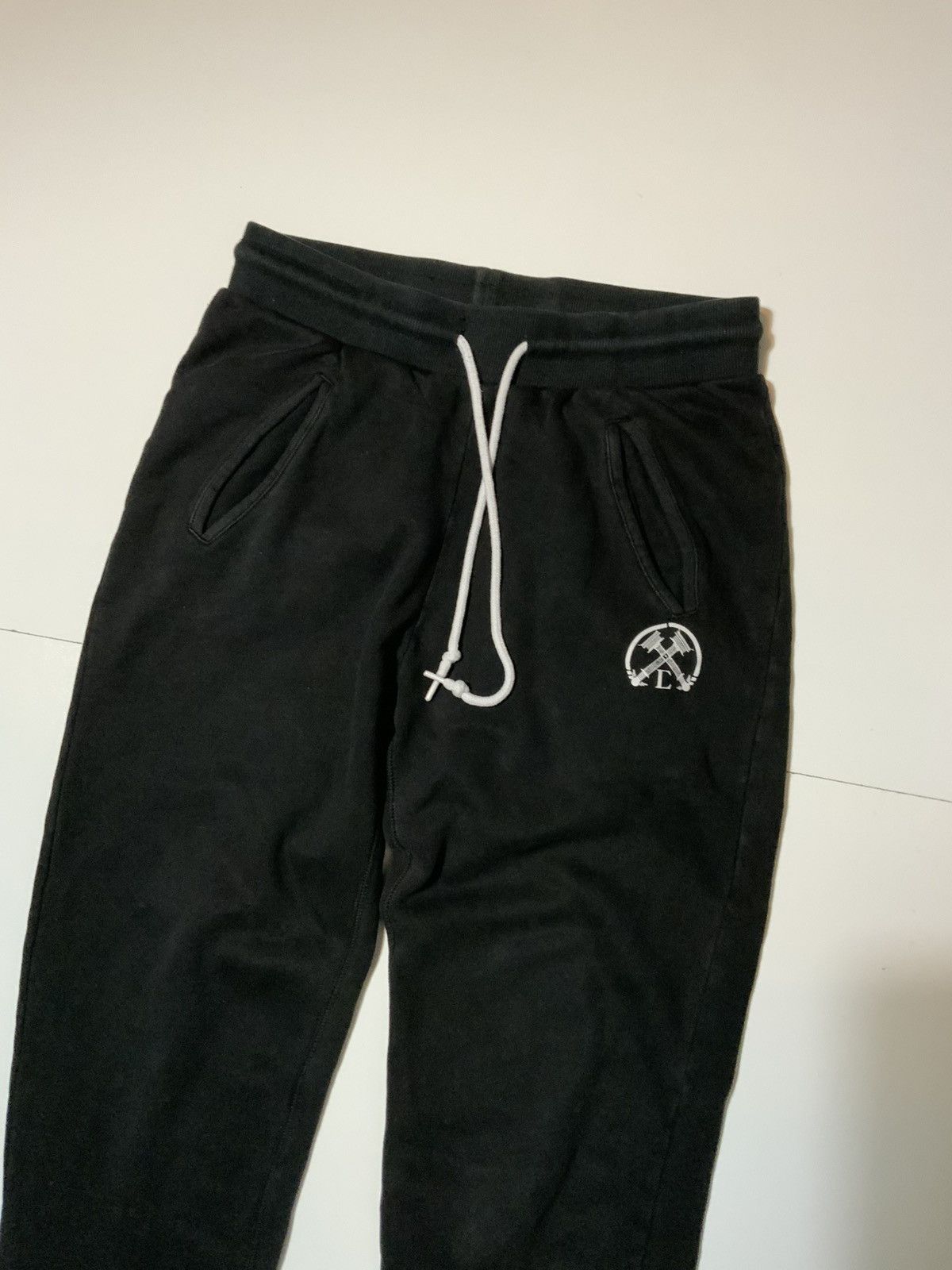 Civil Regime Civil Regime Embroidered Terry Fleece Jogger Sweatpants Size US 32 / EU 48 - 5 Thumbnail