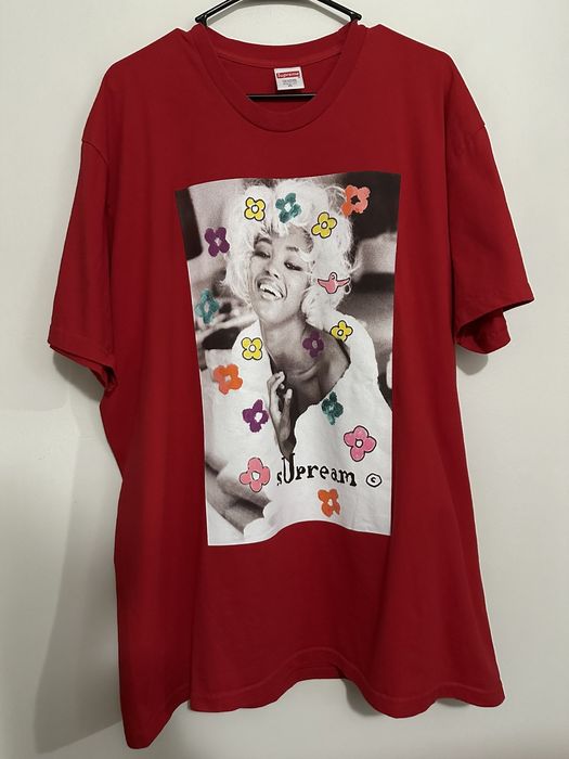 Supreme store naomi tee