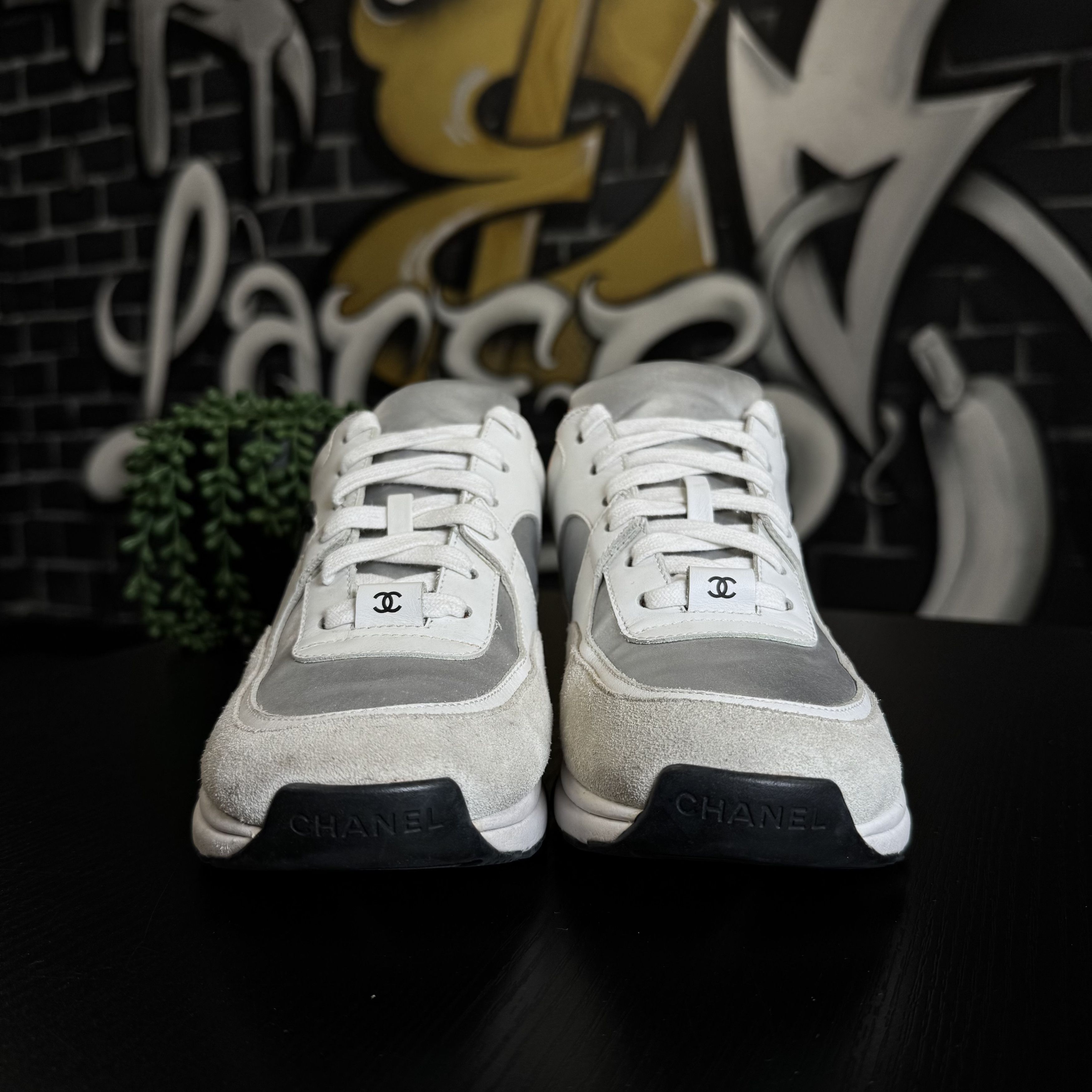 Chanel CHANEL TRAINER WHITE ORANGE Size US 5.5 / EU 38 - 2 Thumbnail