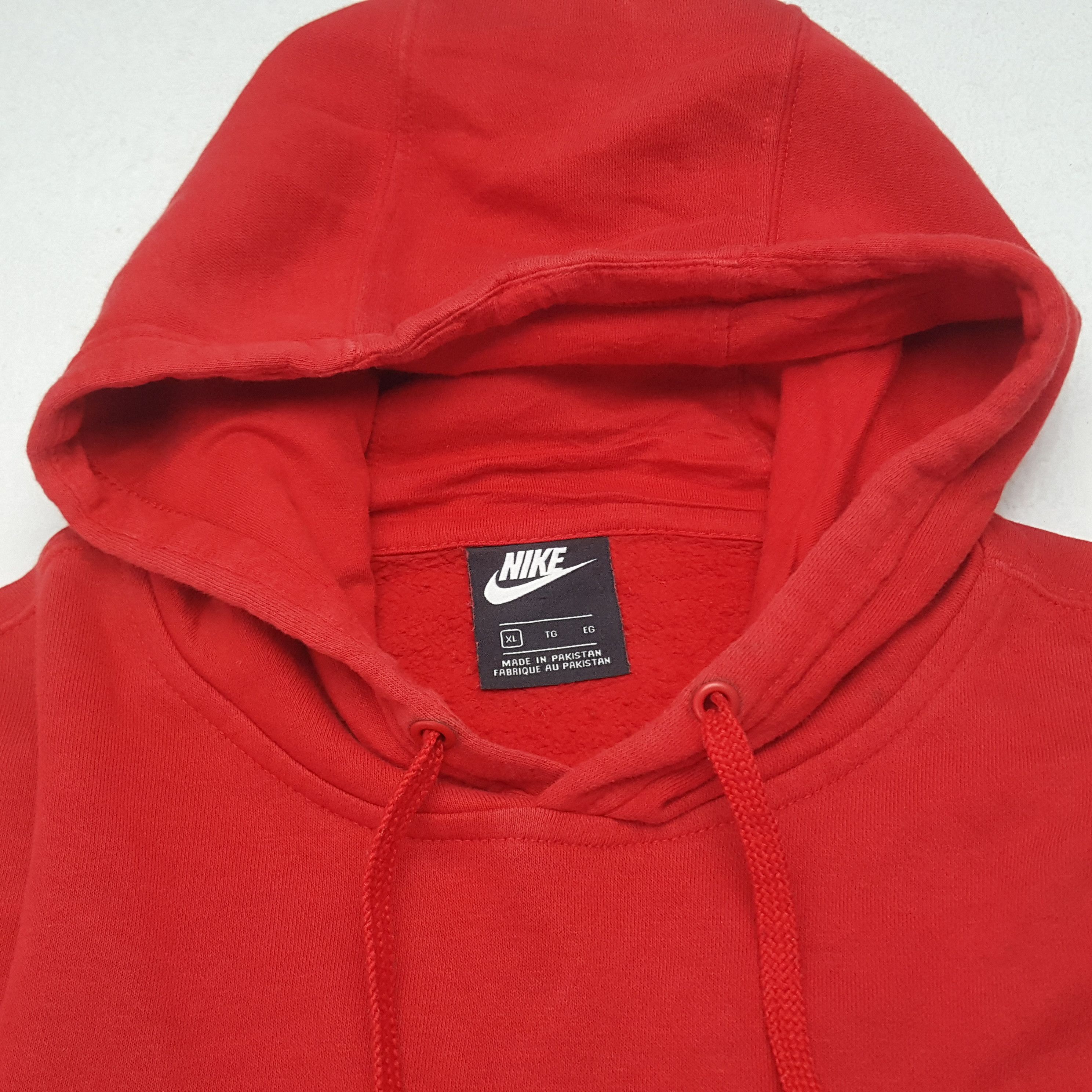 Nike × Vintage Vintage Nike Swoosh Small Design Sportwear Hoodies Size US L / EU 52-54 / 3 - 4 Thumbnail