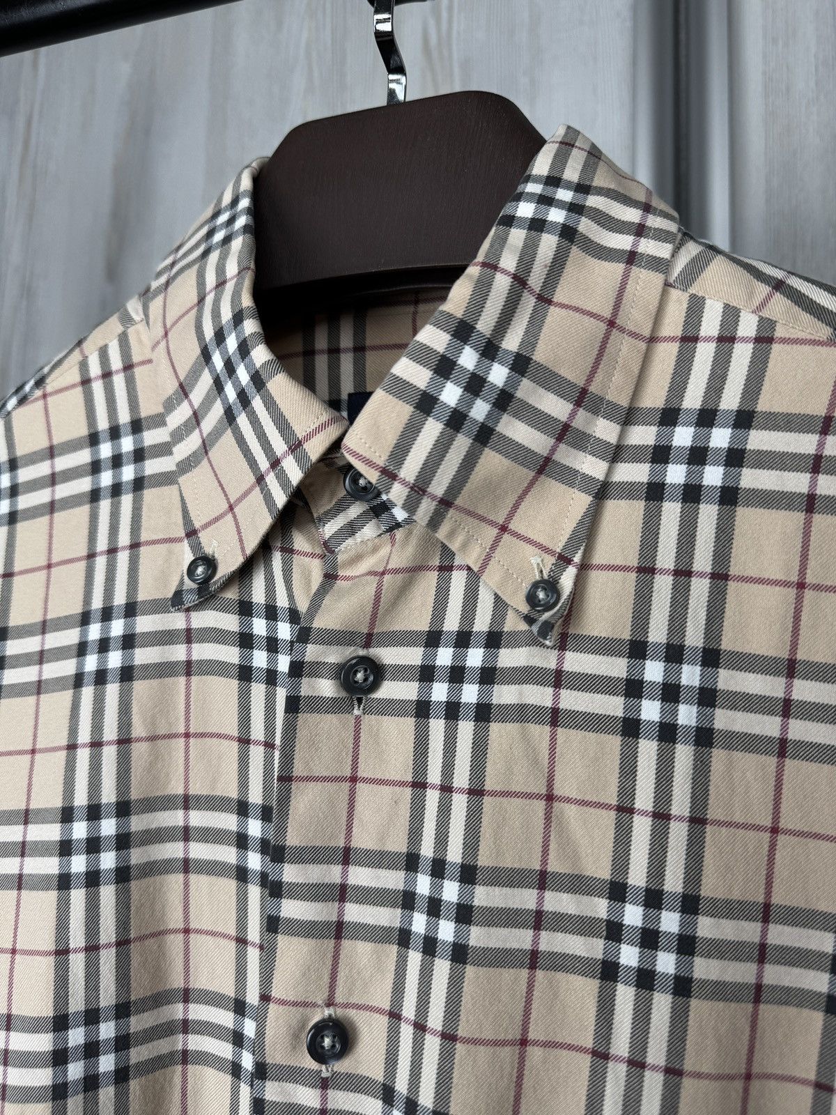 Burberry Burberry London beige nova check long sleeve shirt size 42 Size US L / EU 52-54 / 3 - 4 Thumbnail
