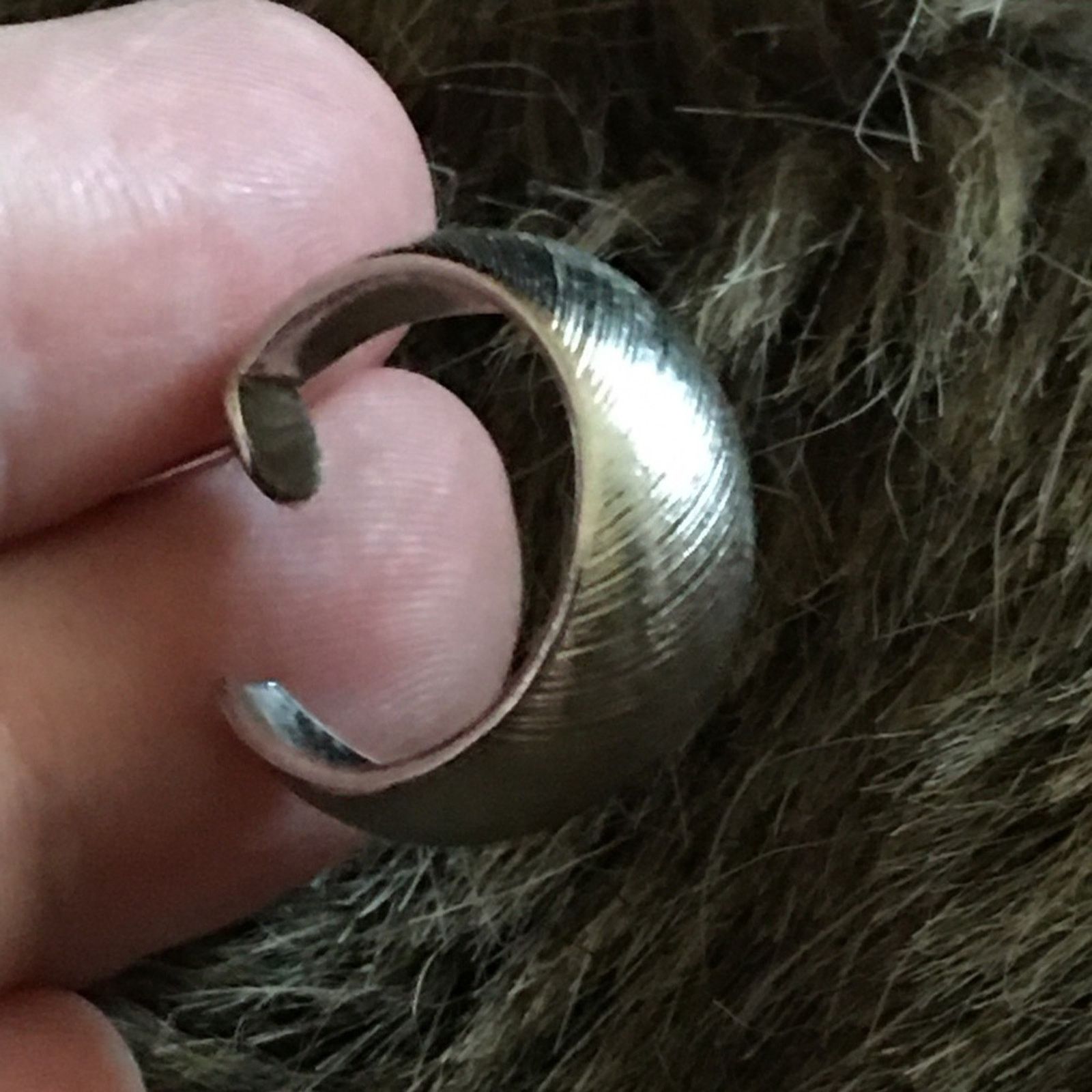 Vintage Vintage textured silver tone hoop style earrings Size ONE SIZE - 3 Thumbnail