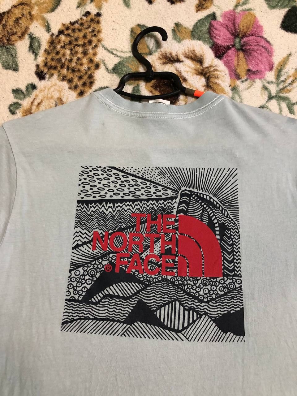 The North Face The North Face Red Box T Shirt Short Sleeve Mens Size US S / EU 44-46 / 1 - 9 Thumbnail