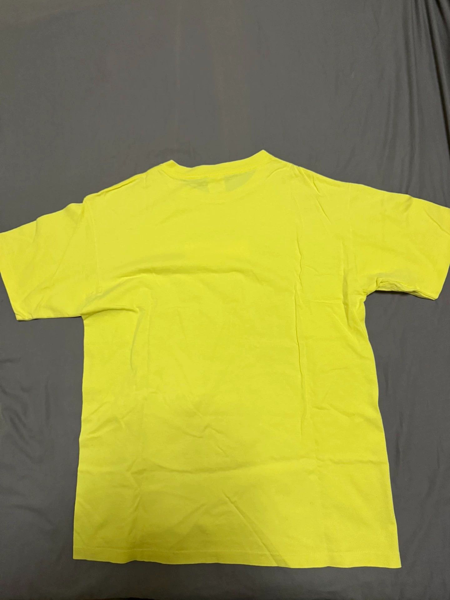 Supreme Supreme Vintage 2001 Yellow on Yellow Box Logo Tee L Size US L / EU 52-54 / 3 - 6 Thumbnail