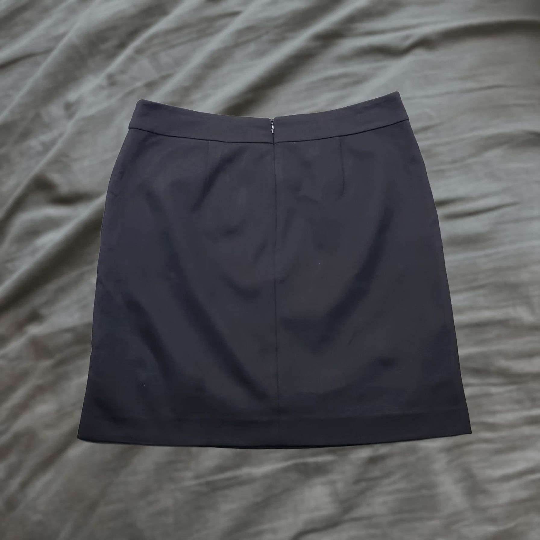 Trina Turk Trina Turk Skirt Womens 10 Black Stretch High Waist Back Zip Pencil Straight Womens Size 10 Black Stretch Pencil Skirt Size 32" / US 10 / IT 46 - 1 Thumbnail