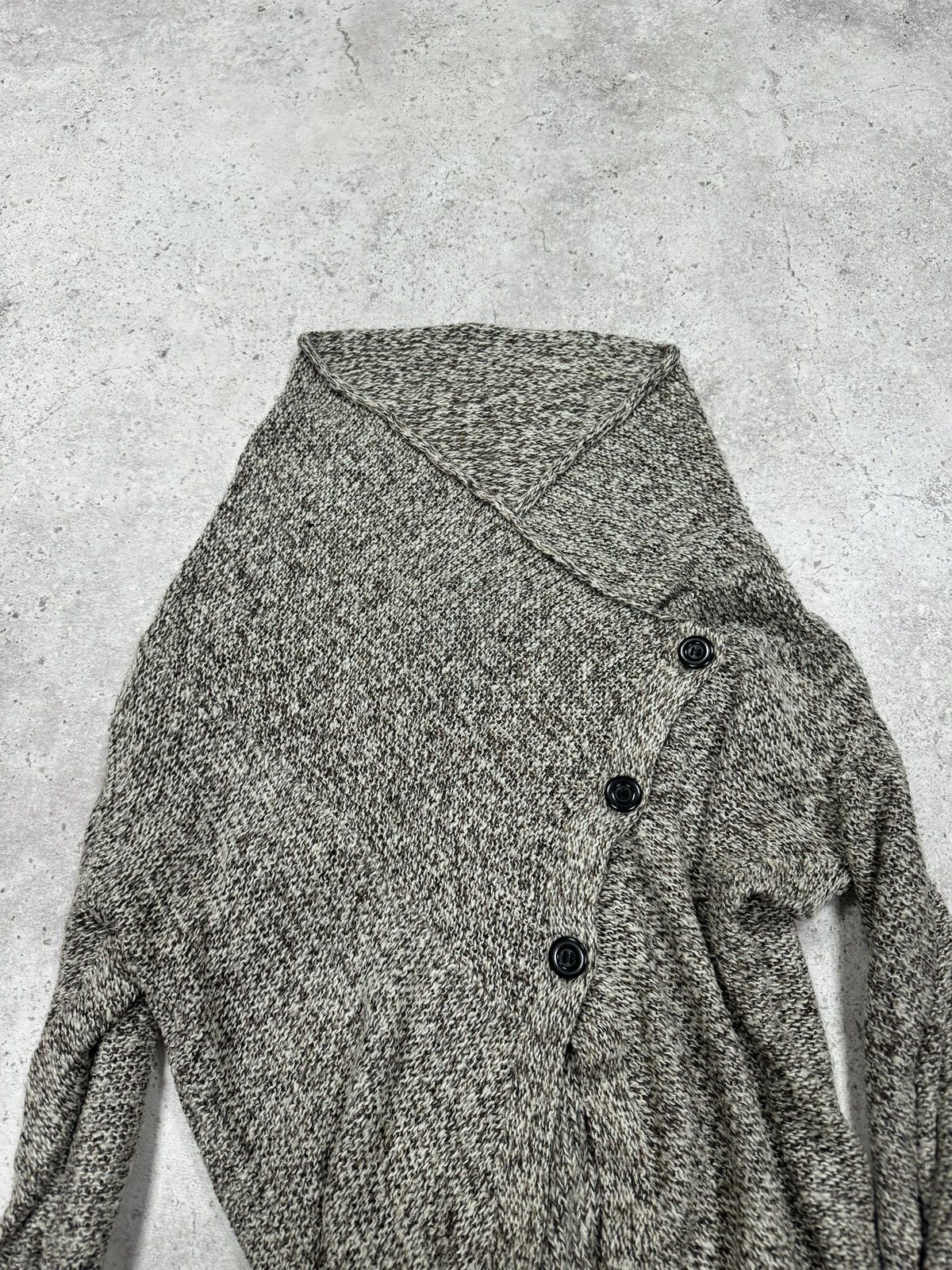 Japanese Brand Vintage Asymmetric Button Long Sweater Size US M / EU 48-50 / 2 - 2 Thumbnail