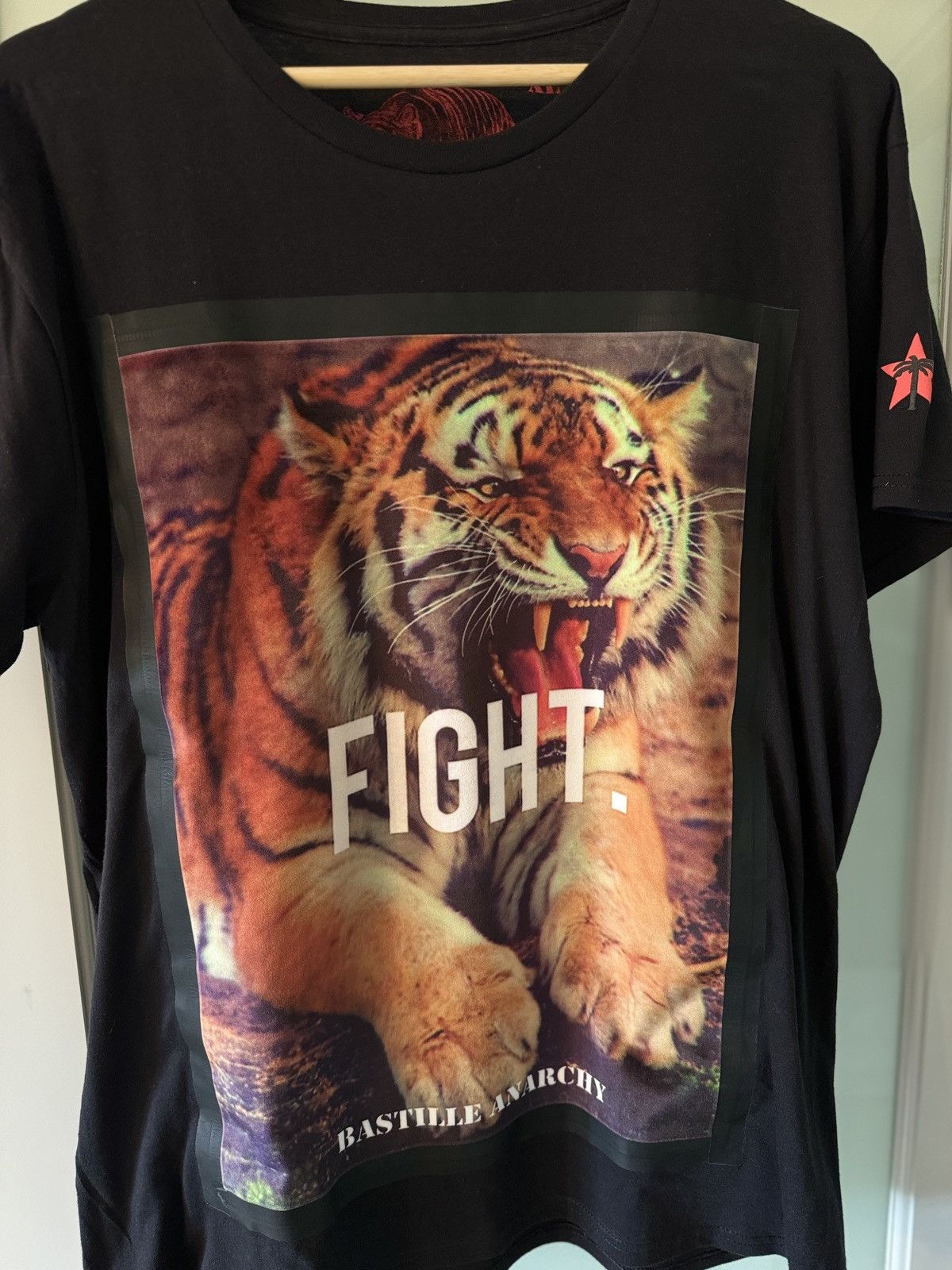 Other Bastille Tiger Fight T-Shirt Suede Size US XL / EU 56 / 4 - 1 Thumbnail