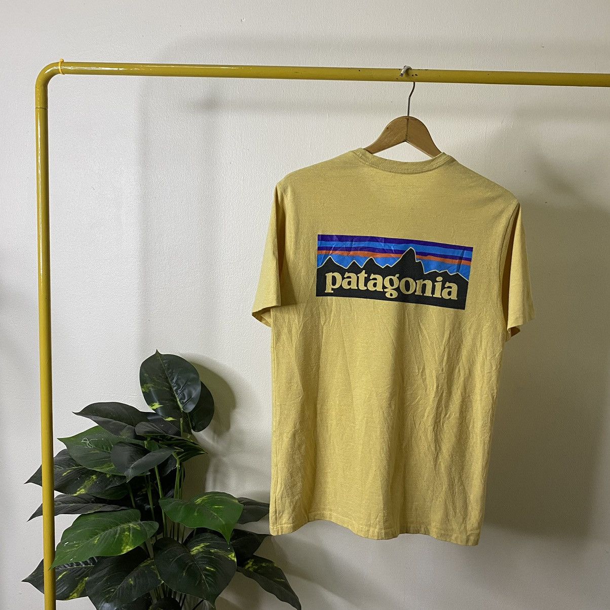 Patagonia Patagonia P6 Logo Tee Size US M / EU 48-50 / 2 - 1 Thumbnail