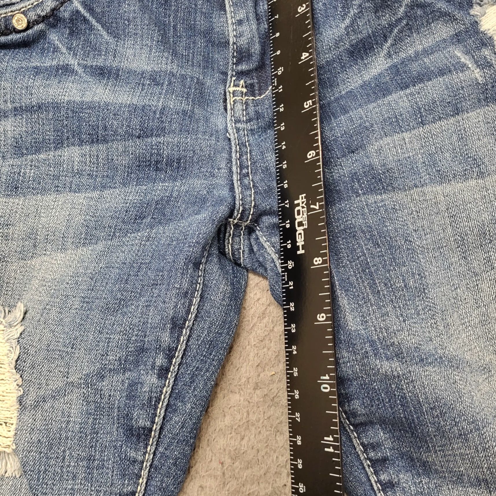 Vintage LA Idol USA Jeans Capris Womens Size 7 W28-L21 Rhinestone Pockets Embroider Blue Jean Capris Women Blue Jeans Size 28" / US 6 / IT 42 - 6 Thumbnail