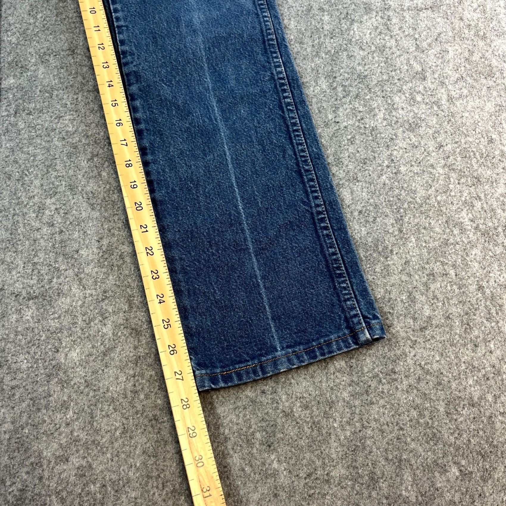 Wrangler VINTAGE Wrangler Womens Jeans Straight 29 30 UK10 High Waist Blue 936DEN Cowgirl Jeans Wrangler 936 Womens Blue 29 30 UK10 Medieval-style? Size 32" / US 10 / IT 46 - 4 Thumbnail