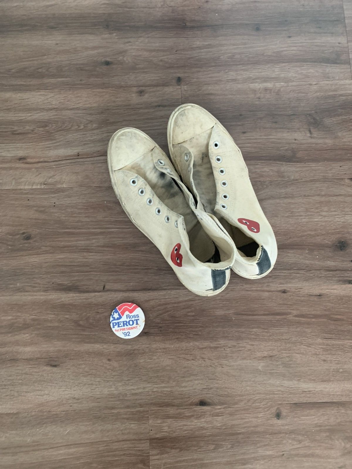 Comme des Garcons PLAY × Converse CDG Play Converse High Tops, Small Hearts, 2014 Size US 9 / EU 42 - 3 Thumbnail