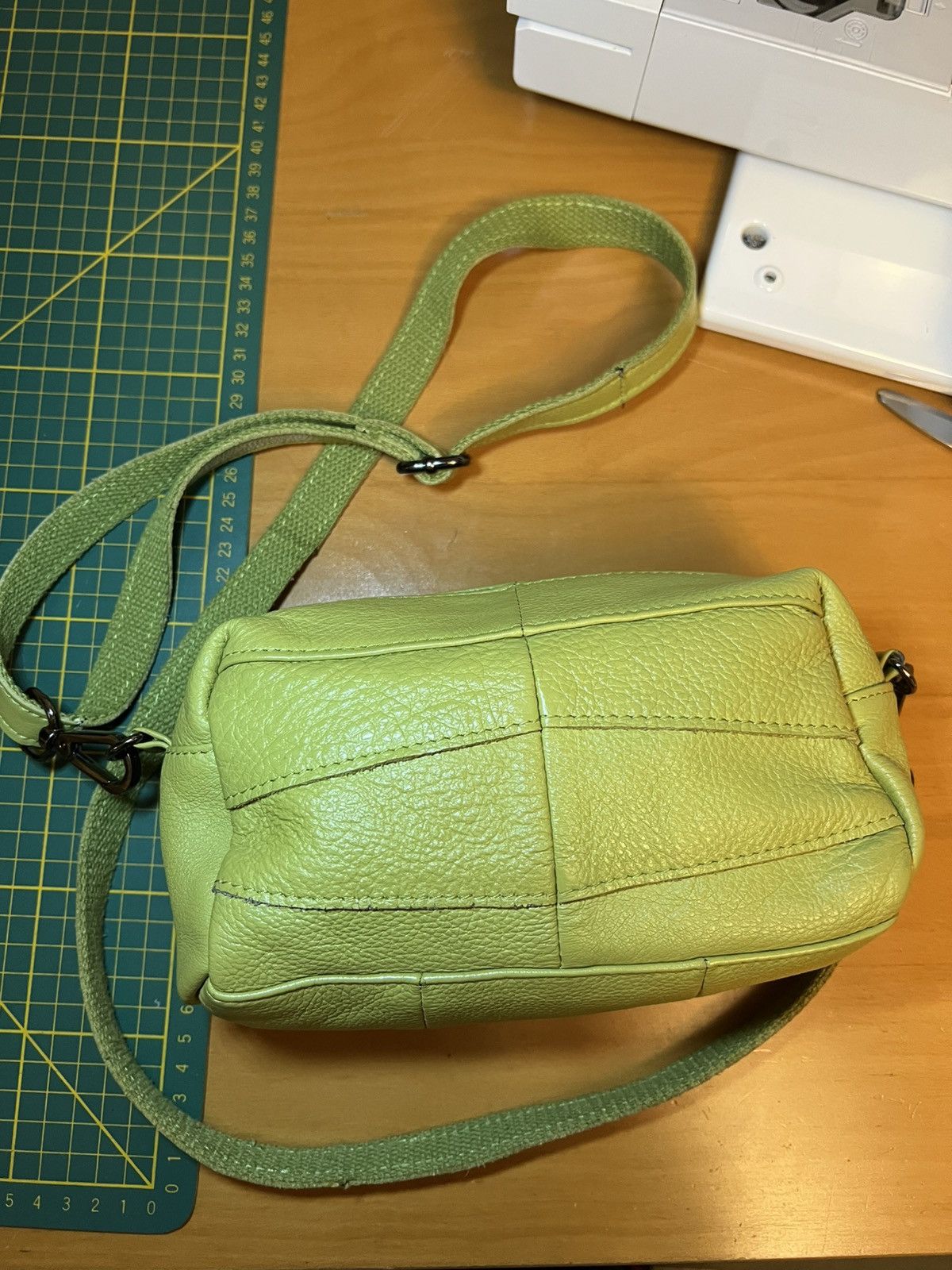 Leather Vintage SO.GA leather “city bag” stud crossbody bag Size ONE SIZE - 2 Thumbnail