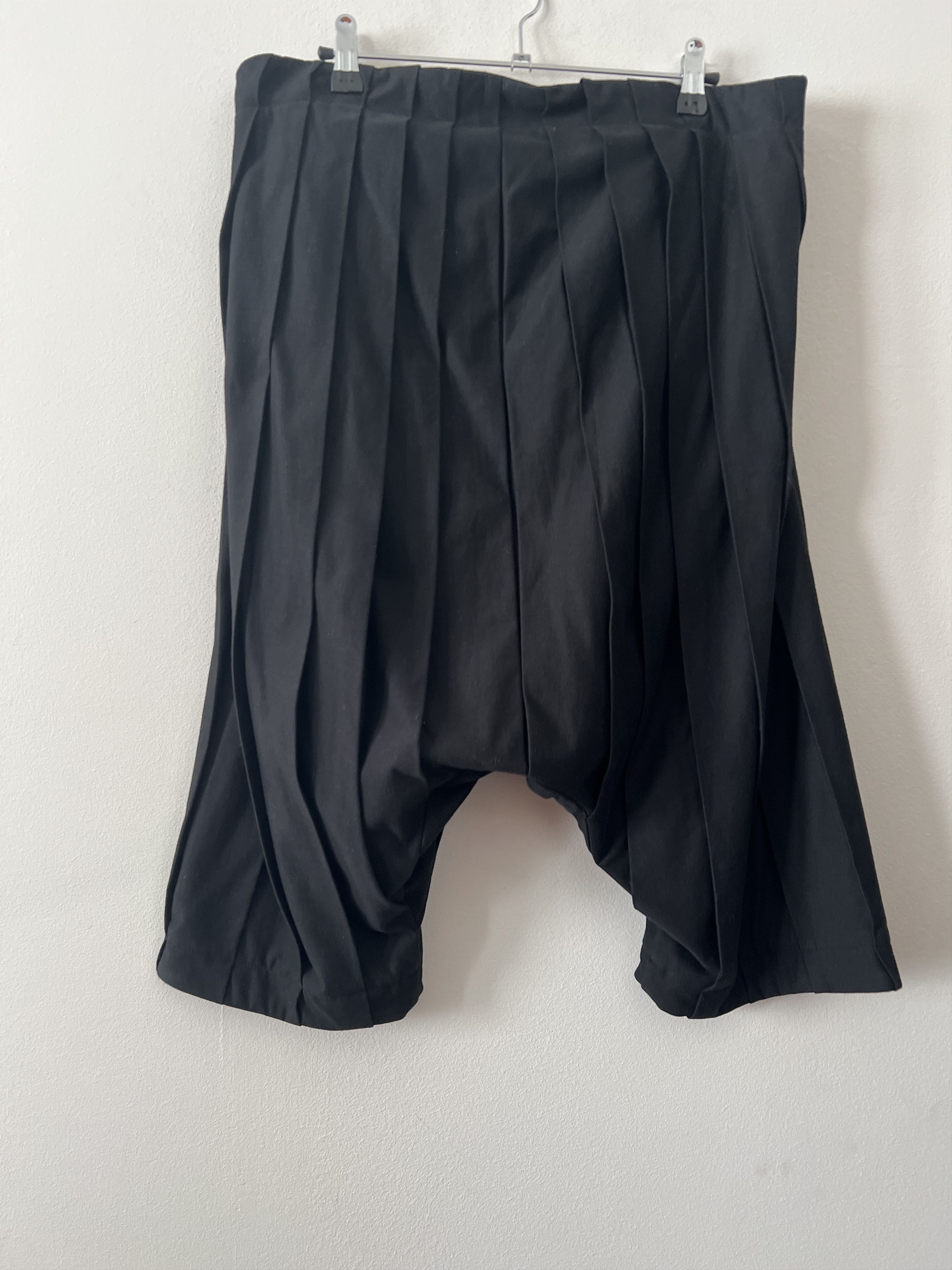 Individual Sentiments Plisse Cropped Pants Size US 32 / EU 48 - 10 Thumbnail
