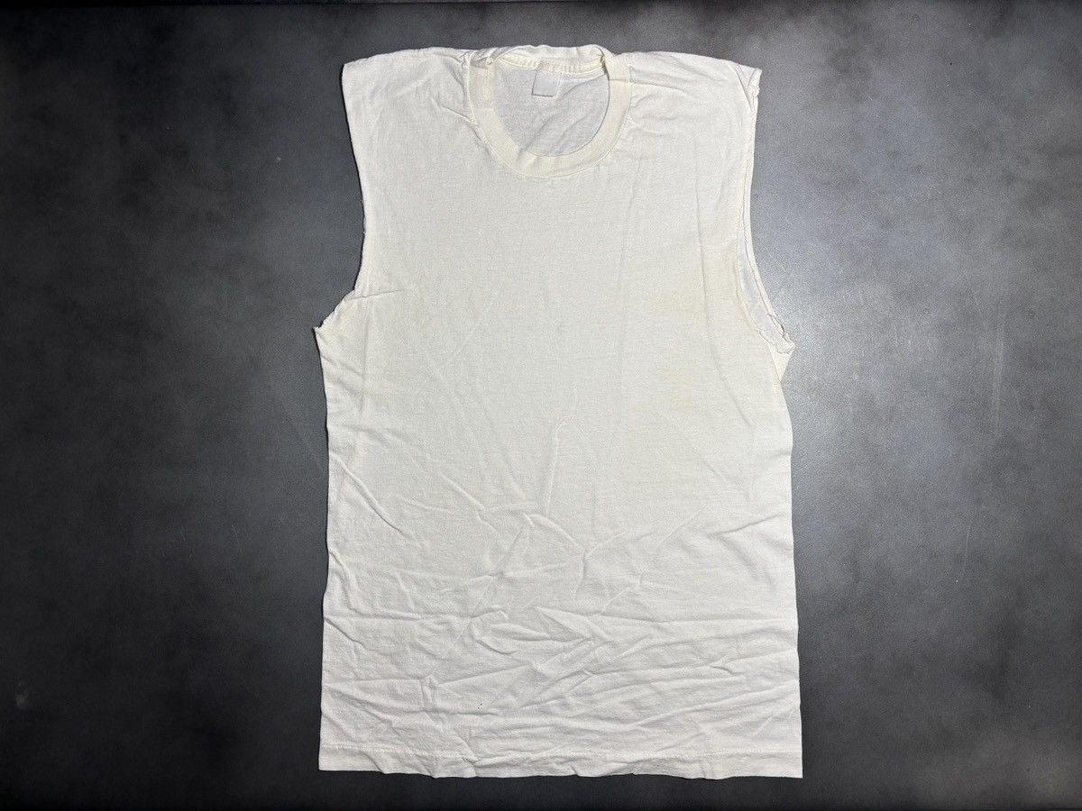Vintage Vintage Sleeveless Tee Blank Tank Top Thrashed 90s 80s Work Size US M / EU 48-50 / 2 - 17 Thumbnail