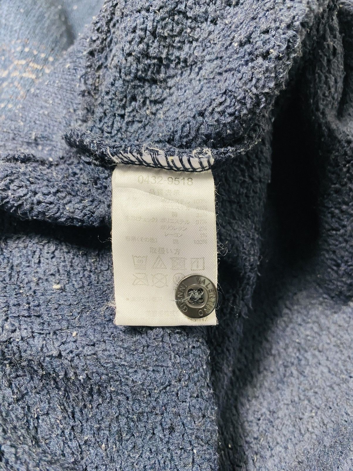 Gianni Valentino Vintage 90s Gianni Valentino Sweatshirt Size US L / EU 52-54 / 3 - 9 Thumbnail