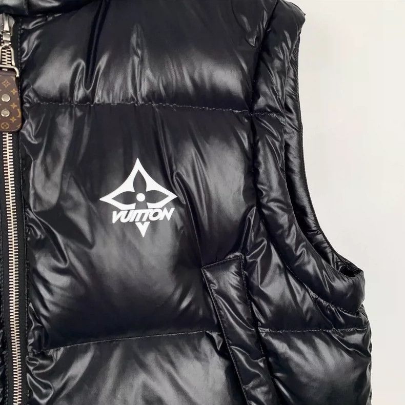 Louis Vuitton Louis Vuitton Black Hooded Puffer Vest -2505 Size XS / US 0-2 / IT 36-38 - 4 Thumbnail