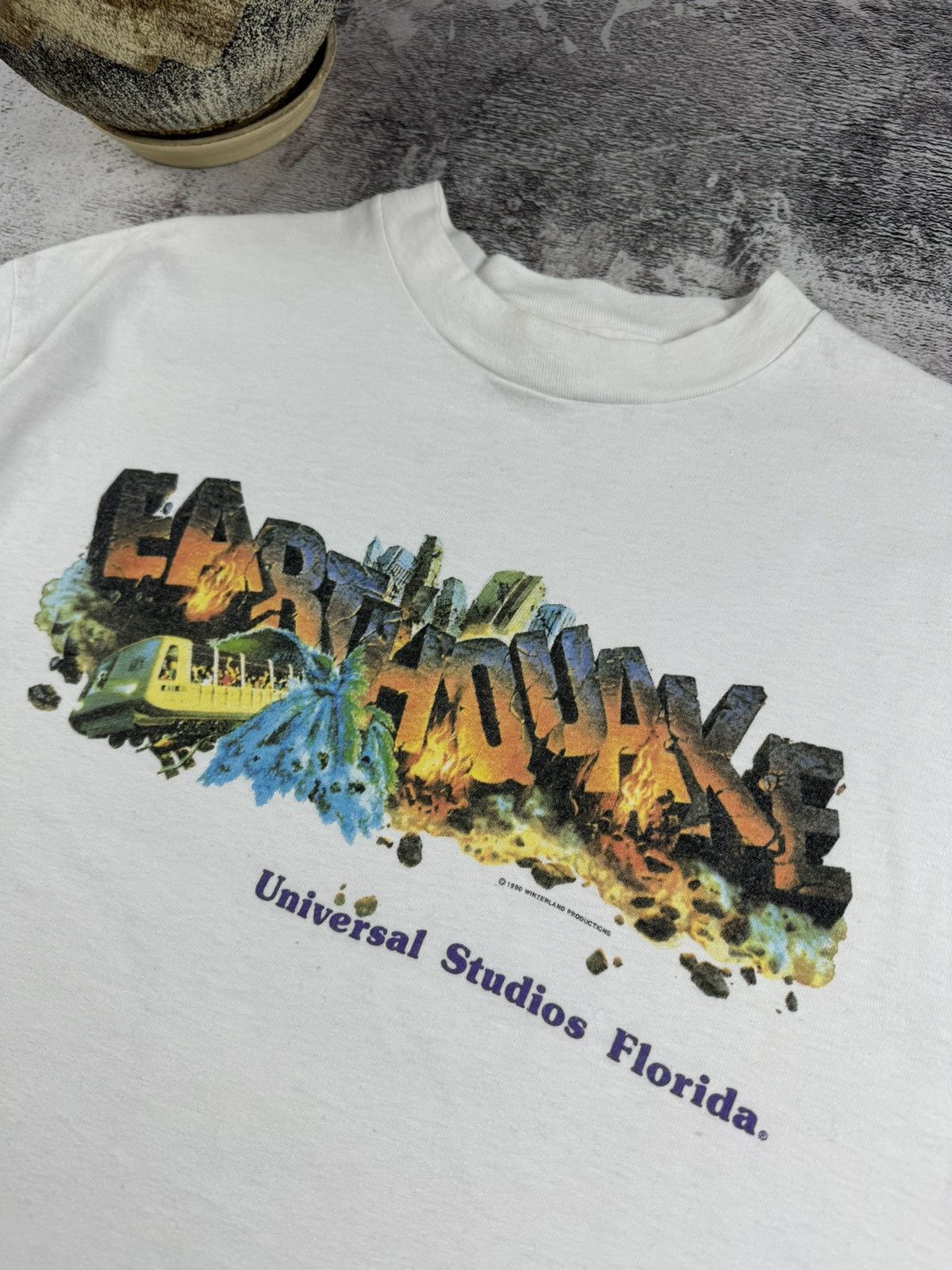Universal Studios Vintage 80S 90S Earthquake 1990 Winterland Hanes T Shirt Tee Size US XL / EU 56 / 4 - 8 Thumbnail