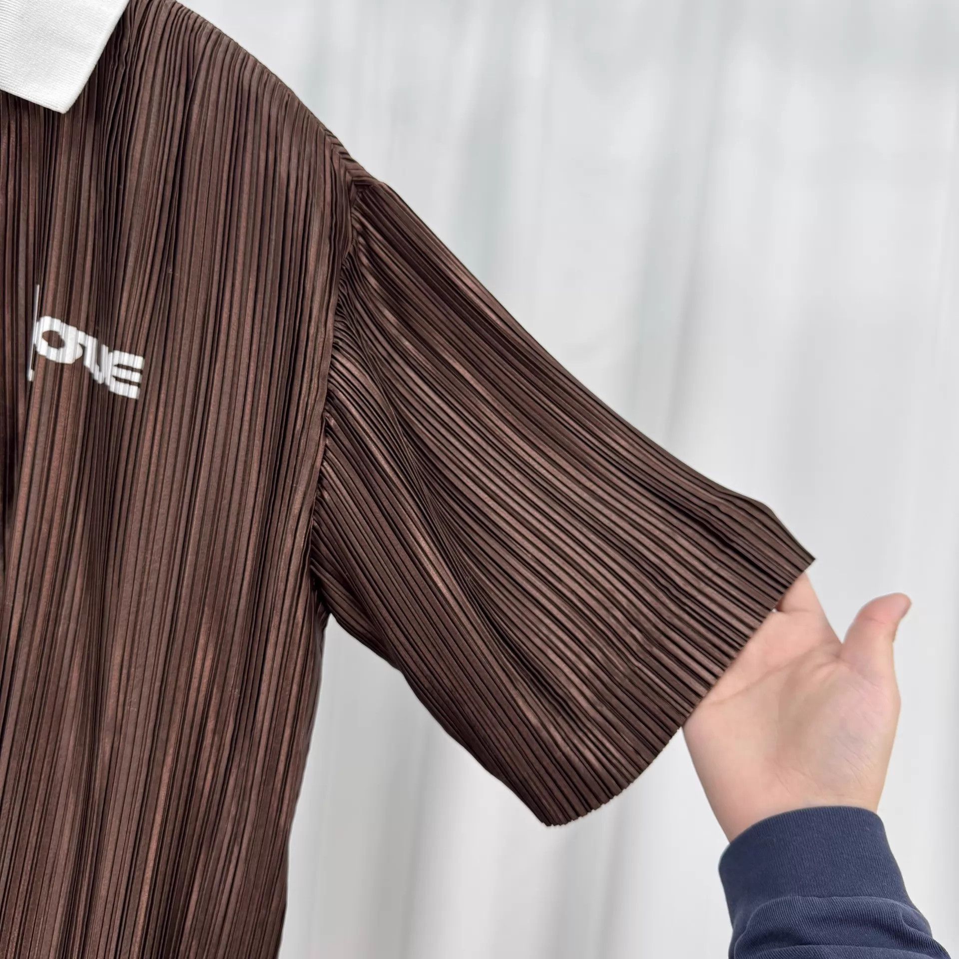 Burberry Burberry Show Pleated Polo Short Sleeve UK4 98 New Size US S / EU 44-46 / 1 - 4 Thumbnail