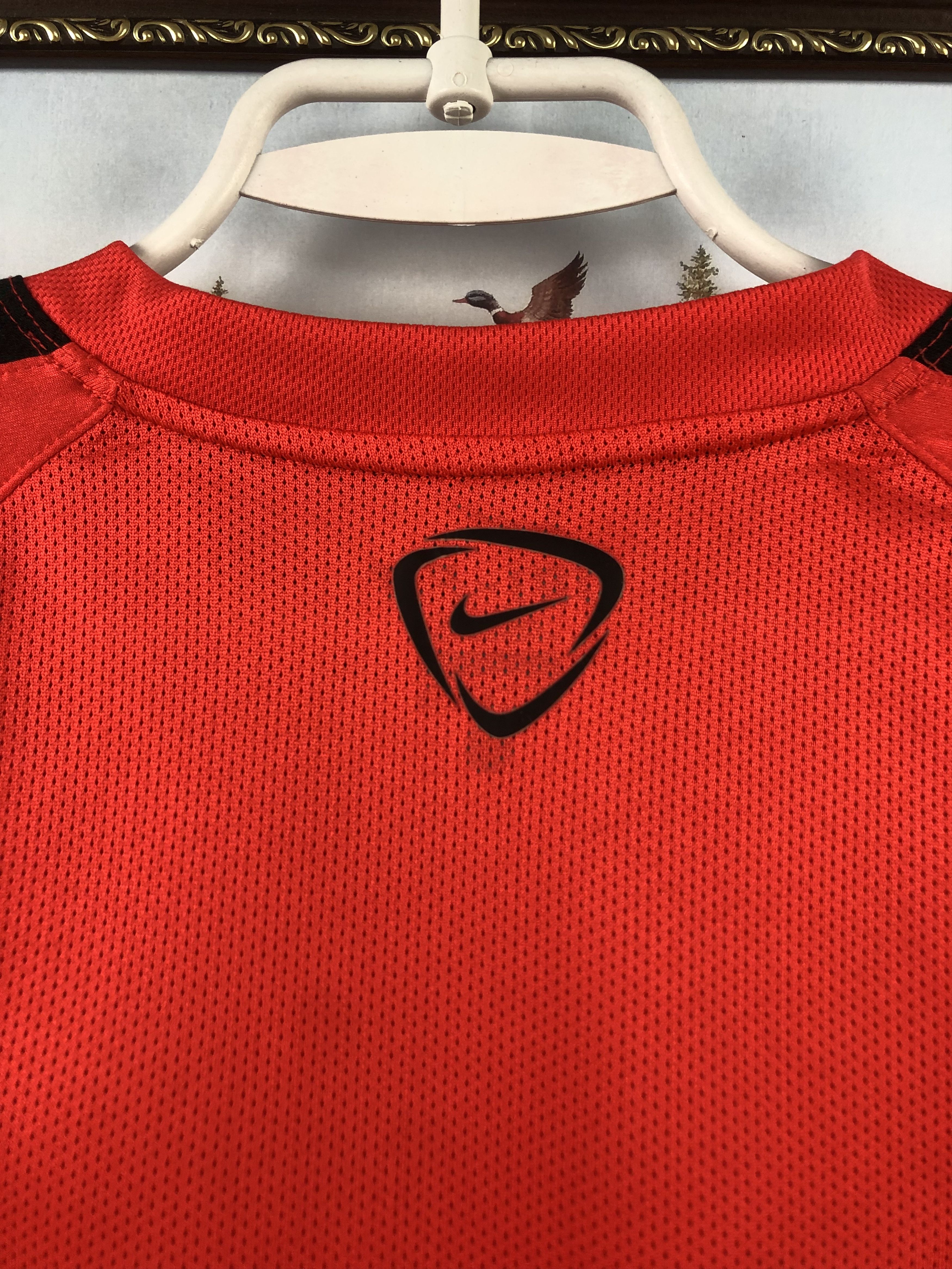 Nike Manchester United Nike Shirt Soccer Jersey Red Mens Trikot Size US S / EU 44-46 / 1 - 17 Thumbnail