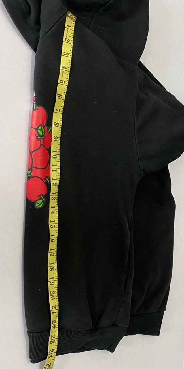 Anime Vintage Hello Kitty Hoodies Size US L / EU 52-54 / 3 - 7 Thumbnail