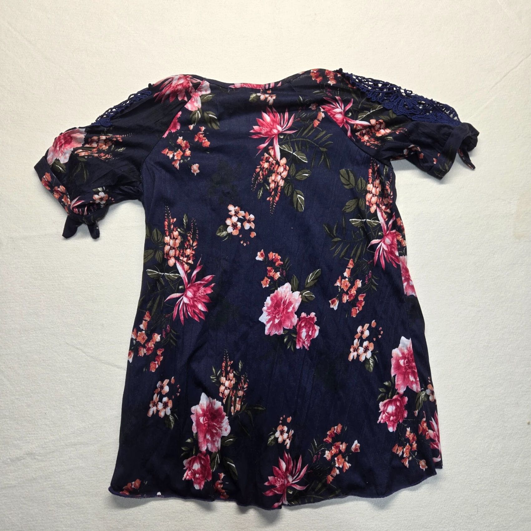 Vintage New York Laundry Blouse Navy Blue Pink Floral Top Doily Lace Sleeves Women's Med Shirt Size M / US 6-8 / IT 42-44 - 7 Thumbnail