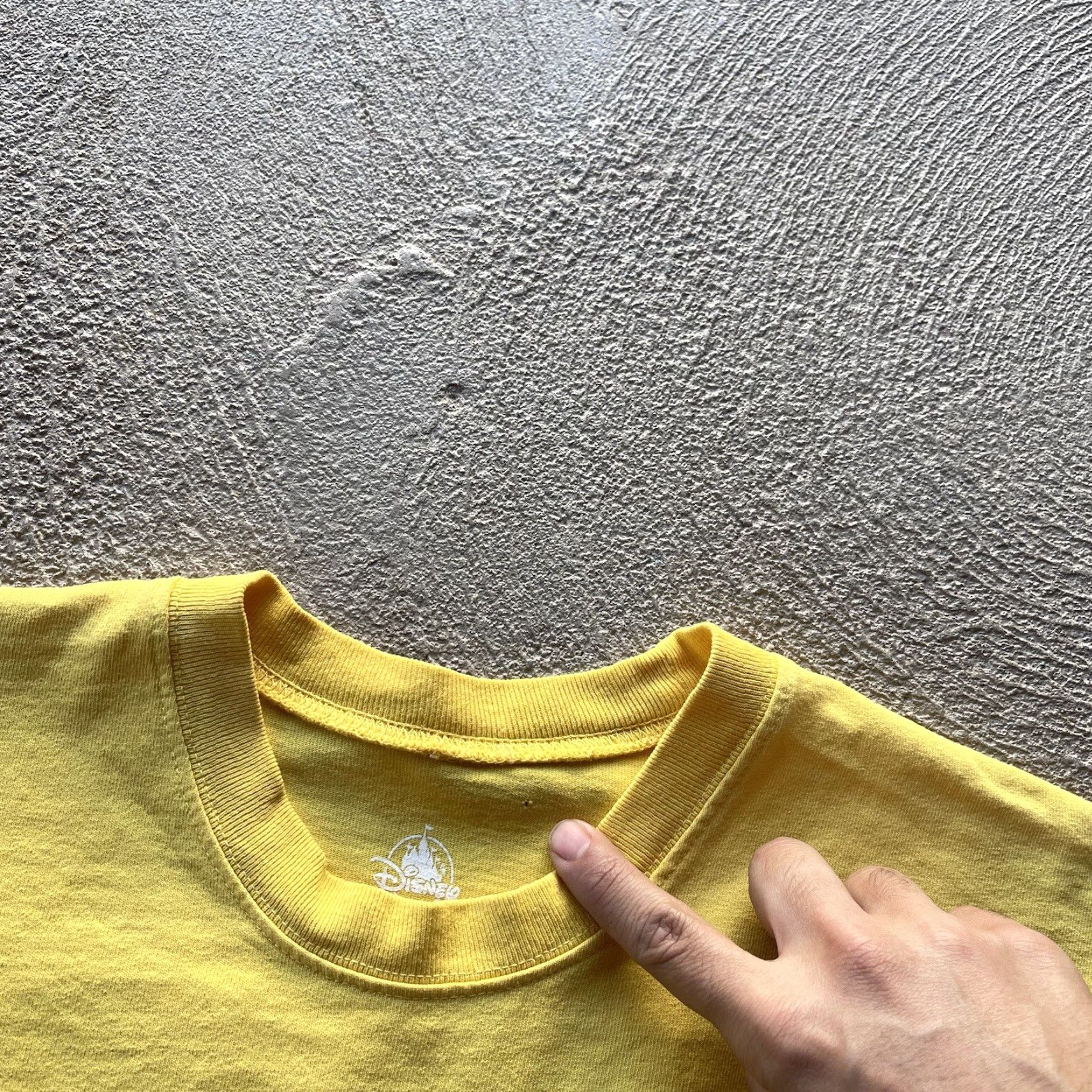 Disney Disney Star Wars Shirt Mens Small Yellow Spirit Jersey Luke Skywalker Tatooine Crew Neck Cotton Jersey 90s Theme Stars Movie Classicts Short? Size US S / EU 44-46 / 1 - 7 Thumbnail