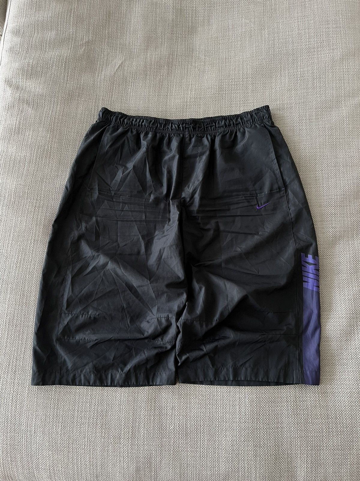 Nike × Vintage Vintage💥 Baggy Nike Nylon Shorts Y2K Size US 34 / EU 50 - 1 Thumbnail