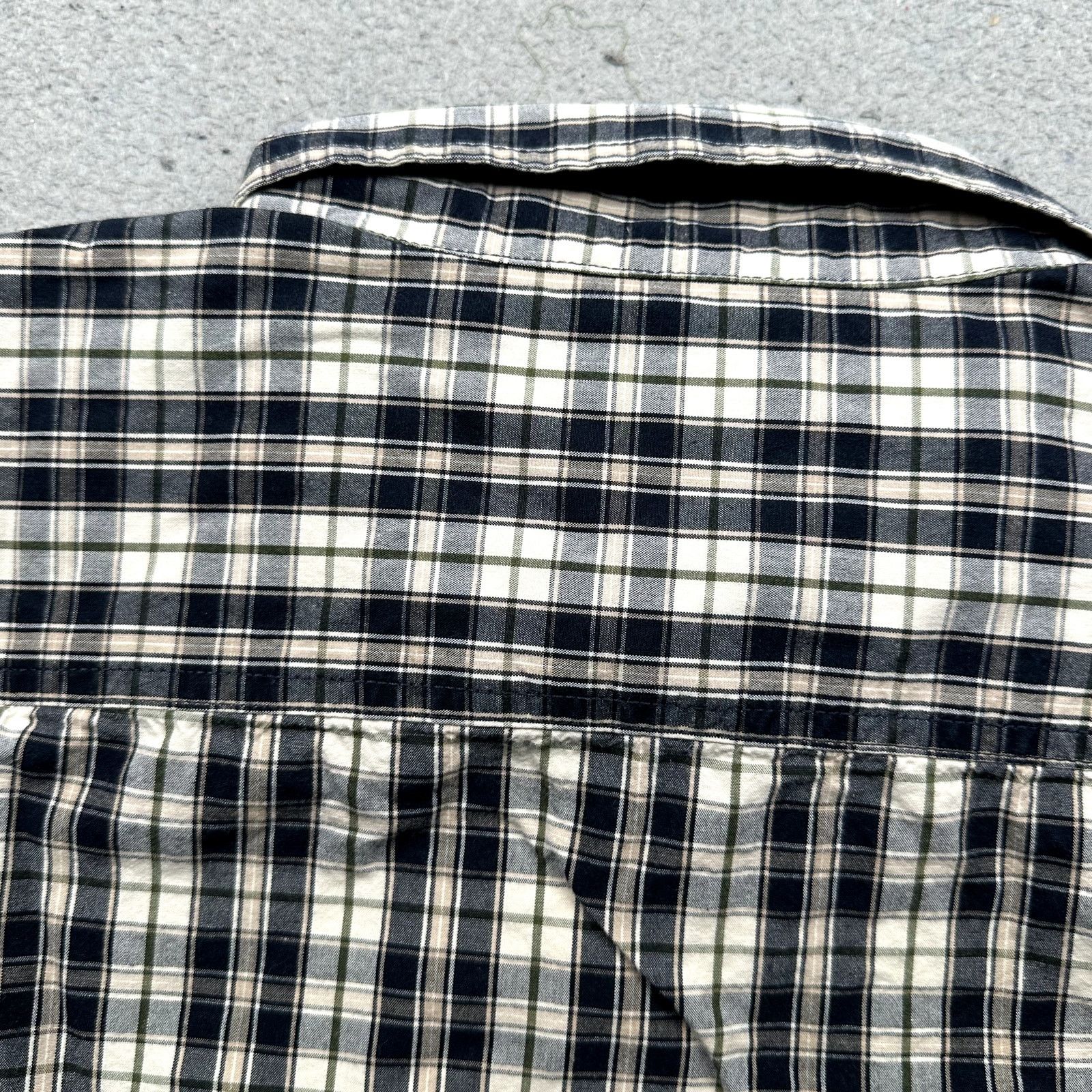 Carhartt Carhartt Essential Plaid Button Down Shirt Mens Large Black Size US L / EU 52-54 / 3 - 8 Thumbnail
