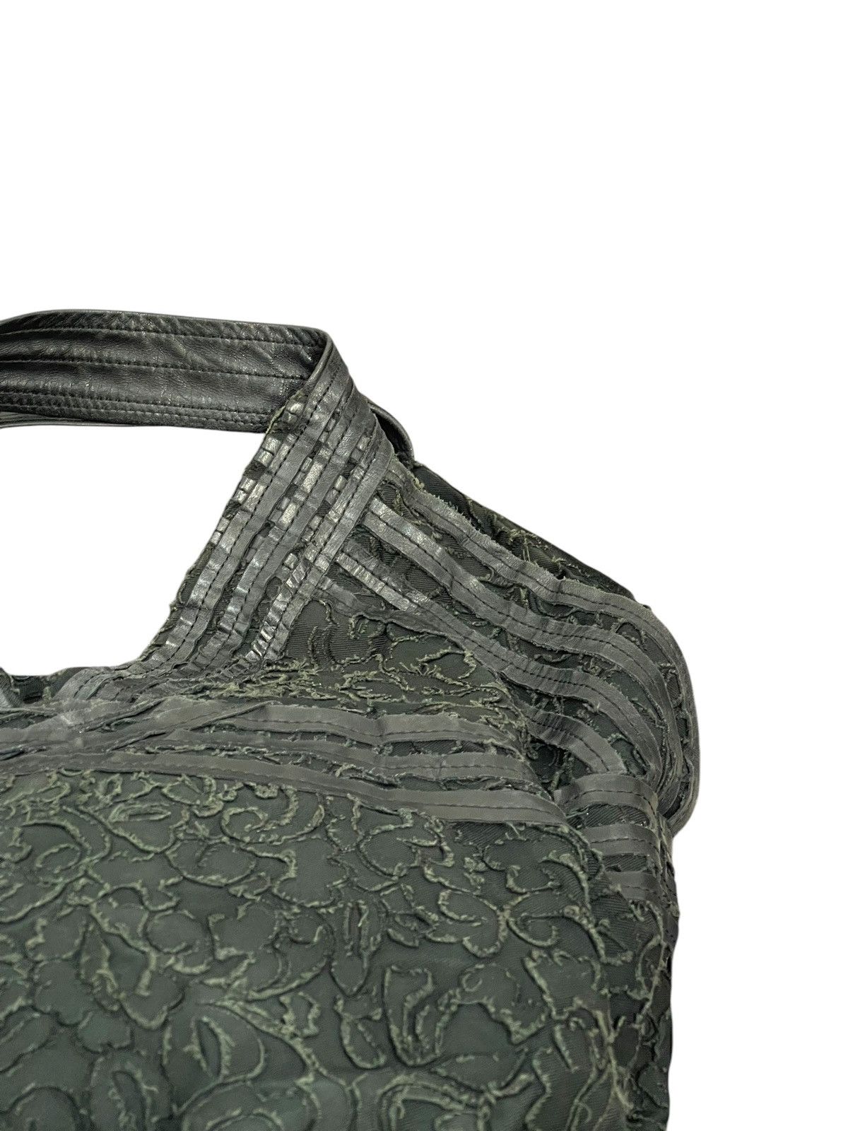 Genuine Leather Leather Cotton Patchwork Florals T.A Design Tote Bag 1🟩6 Size ONE SIZE - 10 Thumbnail