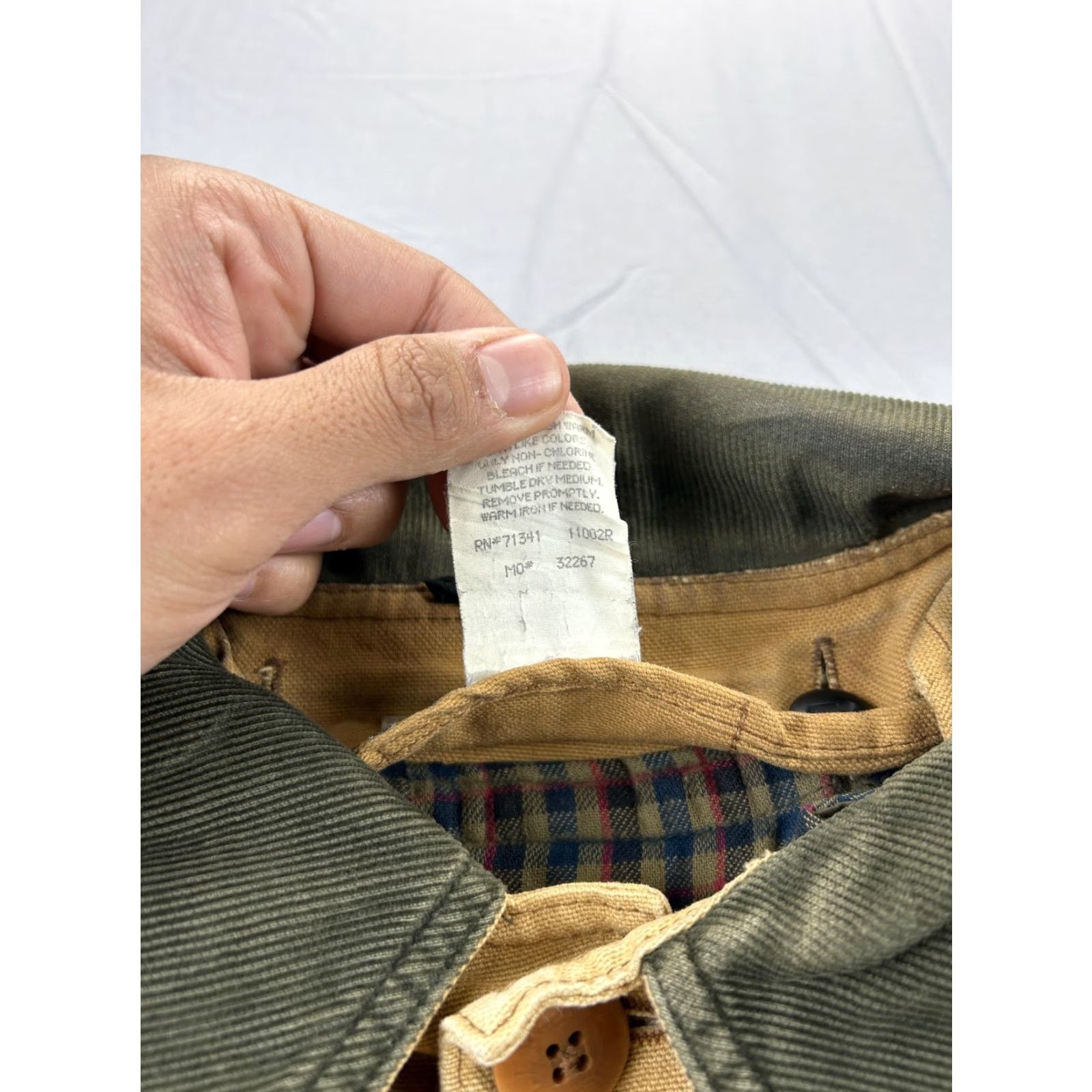 Vintage VINTAGE L.L.Bean Coat Men XL Tan Canvas Down Insulated Lined Cord Collar Barn 90s Size US XL / EU 56 / 4 - 4 Thumbnail