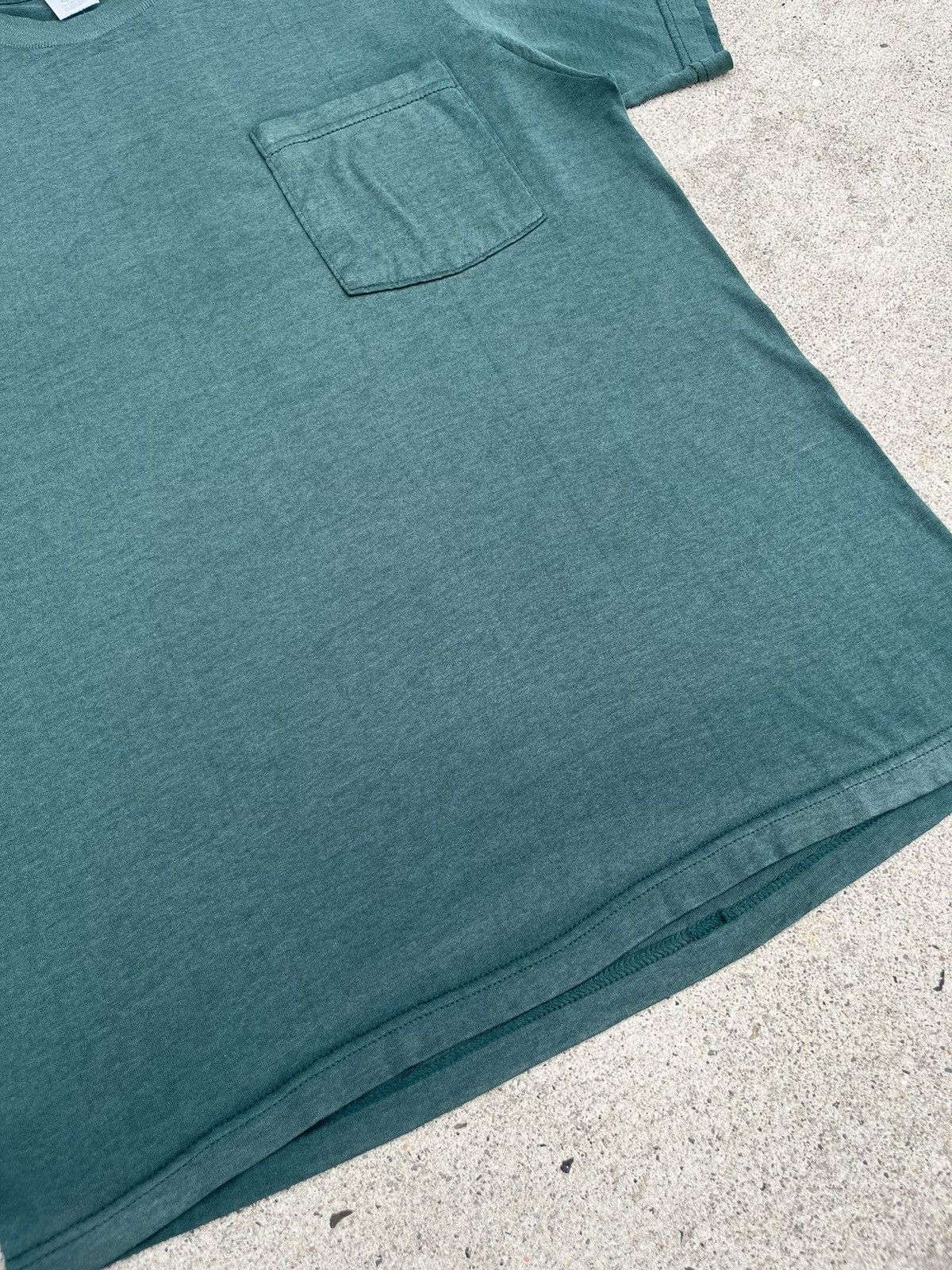 Vintage Vintage 70’s Fruit of the Loom Blank Faded T-Shirt Size US M / EU 48-50 / 2 - 2 Thumbnail