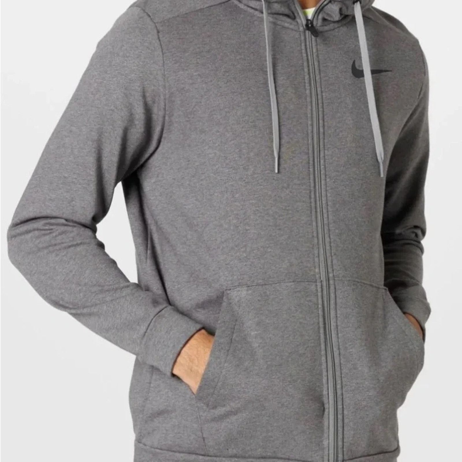 Nike Nike Pro Training Dri Fit hoodie, size Medium Size US M / EU 48-50 / 2 - 3 Thumbnail