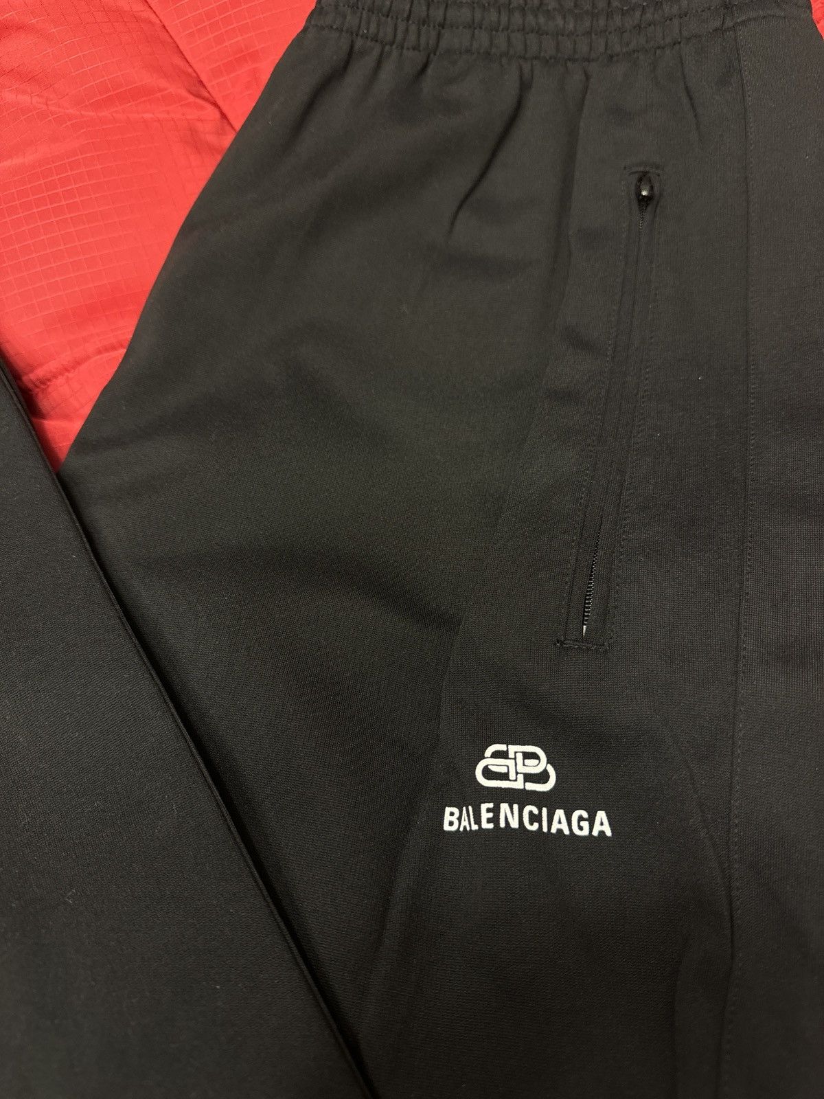 Balenciaga Balenciaga SS20 BB Lock Logo Track Pants With Side Stripe Size US 32 / EU 48 - 3 Thumbnail