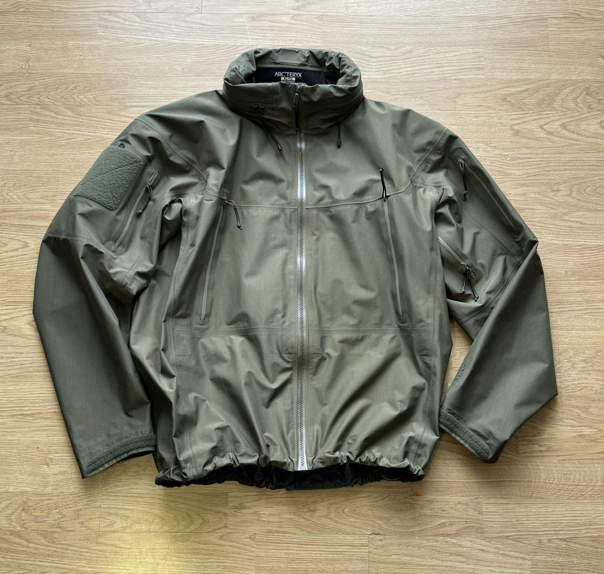 image of Arcteryx Arc'teryx Leaf Alpha Jacket Gen 2 (Ranger Green), Men's (Size XL)