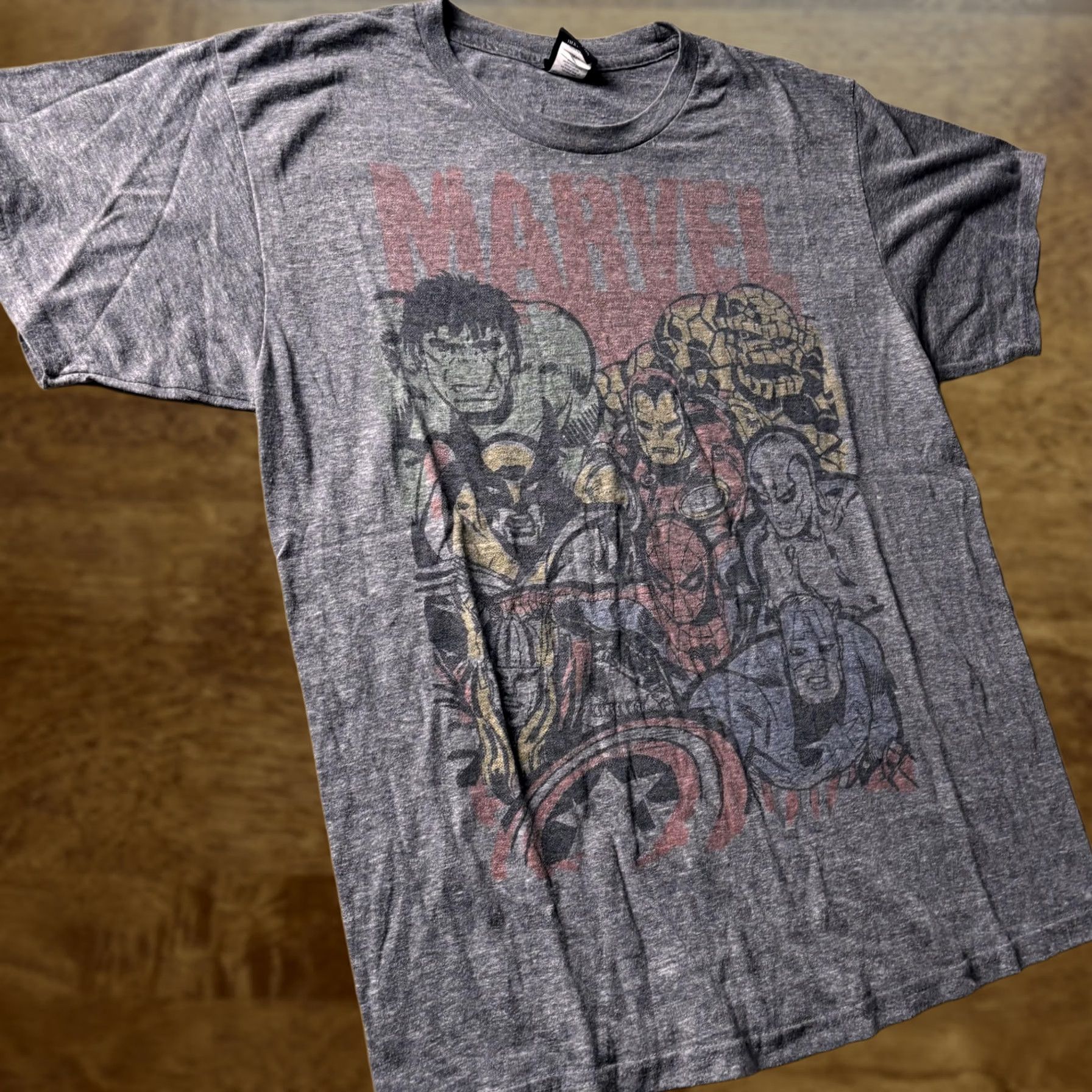 Vintage VINTAGE Marvel Avengers Heroes Tee Mens M Gray Tee Size US M / EU 48-50 / 2 - 1 Thumbnail