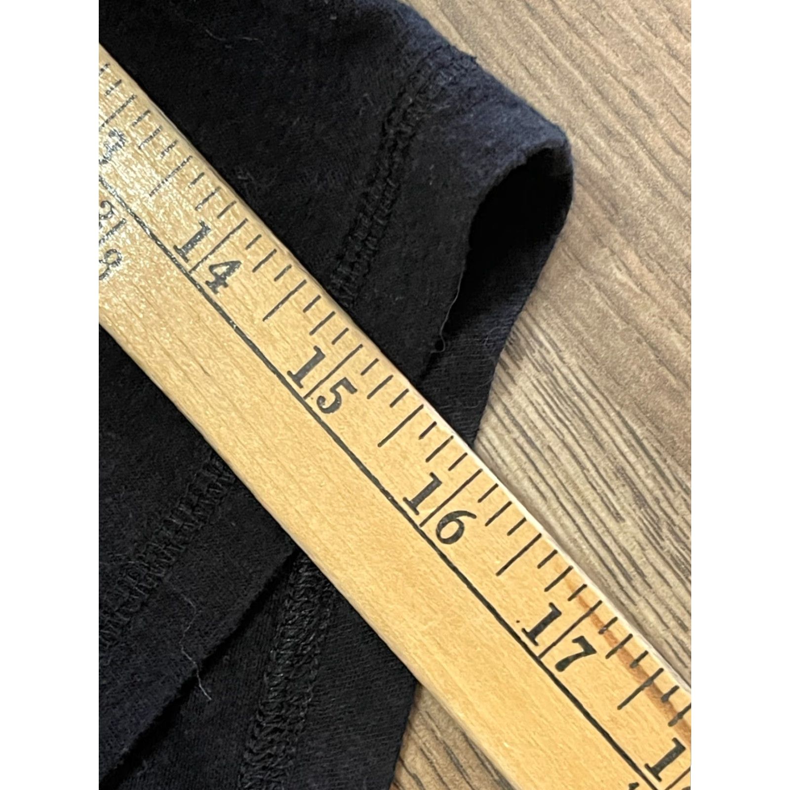 Old Navy Old Navy Tank Top Women's XS Black Semi-Fitted RUN REST REPEAT Tank XS Black Old Navy Women Tank Size XS / US 0-2 / IT 36-38 - 5 Thumbnail