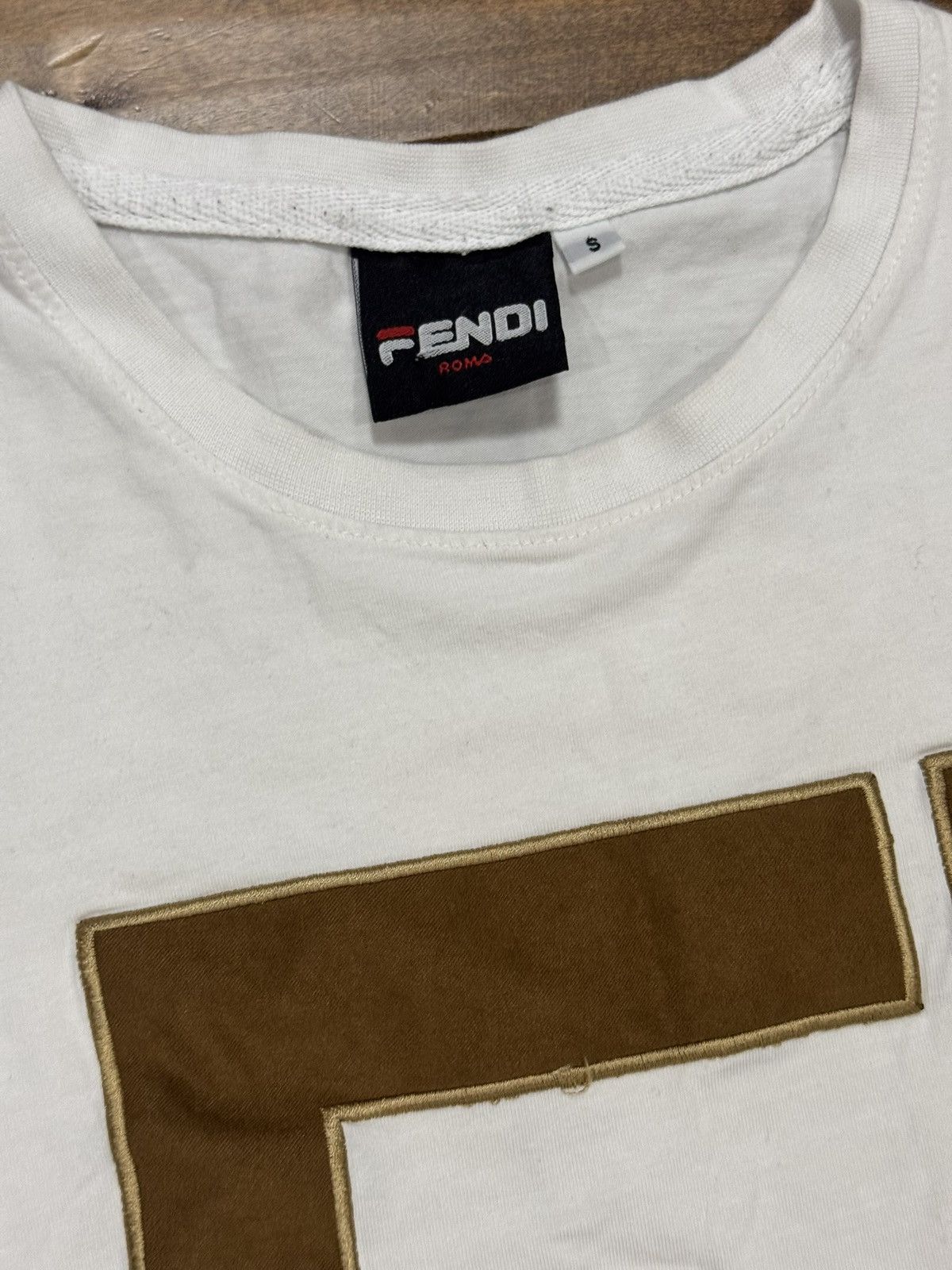 Vintage Vintage Fendi Roma T shirt Size US S / EU 44-46 / 1 - 6 Thumbnail