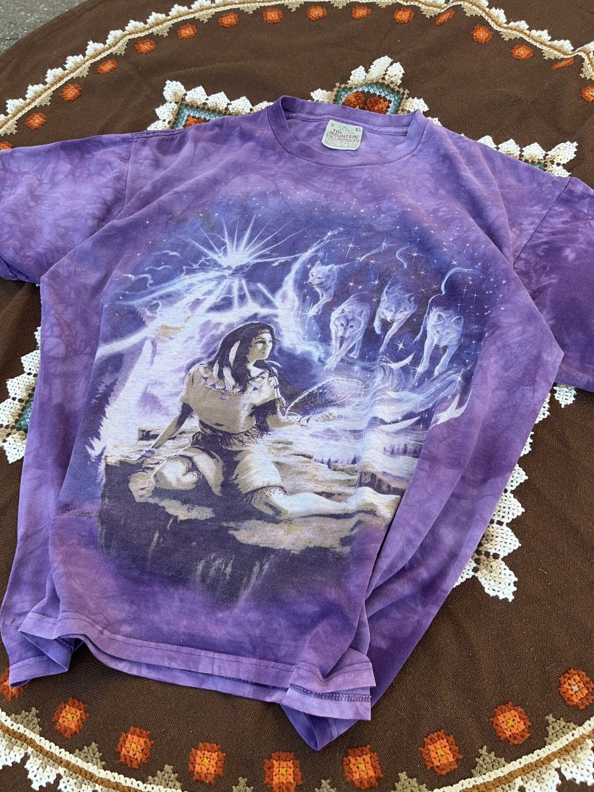 The Mountain × Vintage Vintage The Mountain Tie Dye Native American Wolves T-shirt Size US XL / EU 56 / 4 - 2 Thumbnail