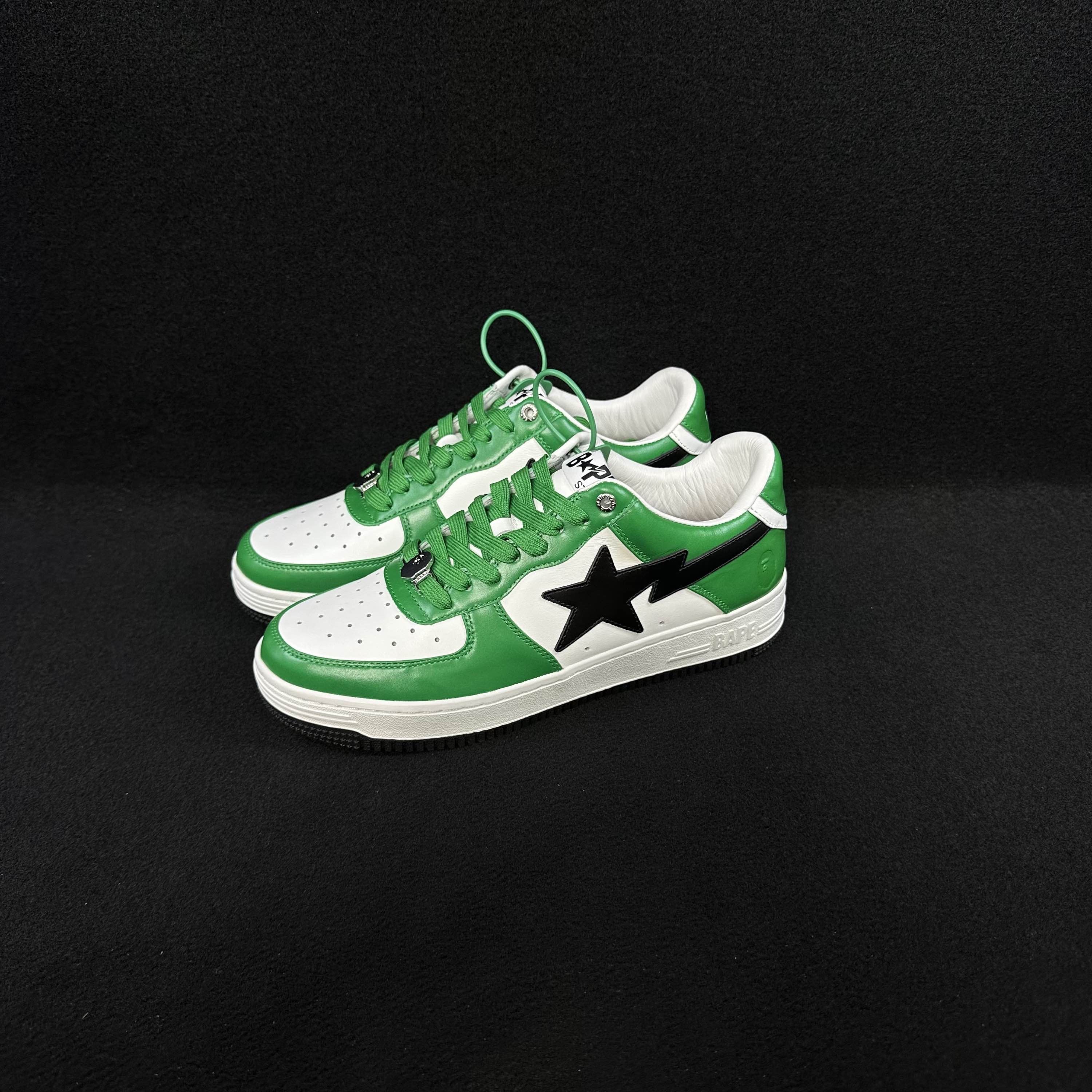 Bape A Bathing Ape Bape Sta Green White Sneakers US 9.5 Size US 10 / EU 43 - 1 Thumbnail